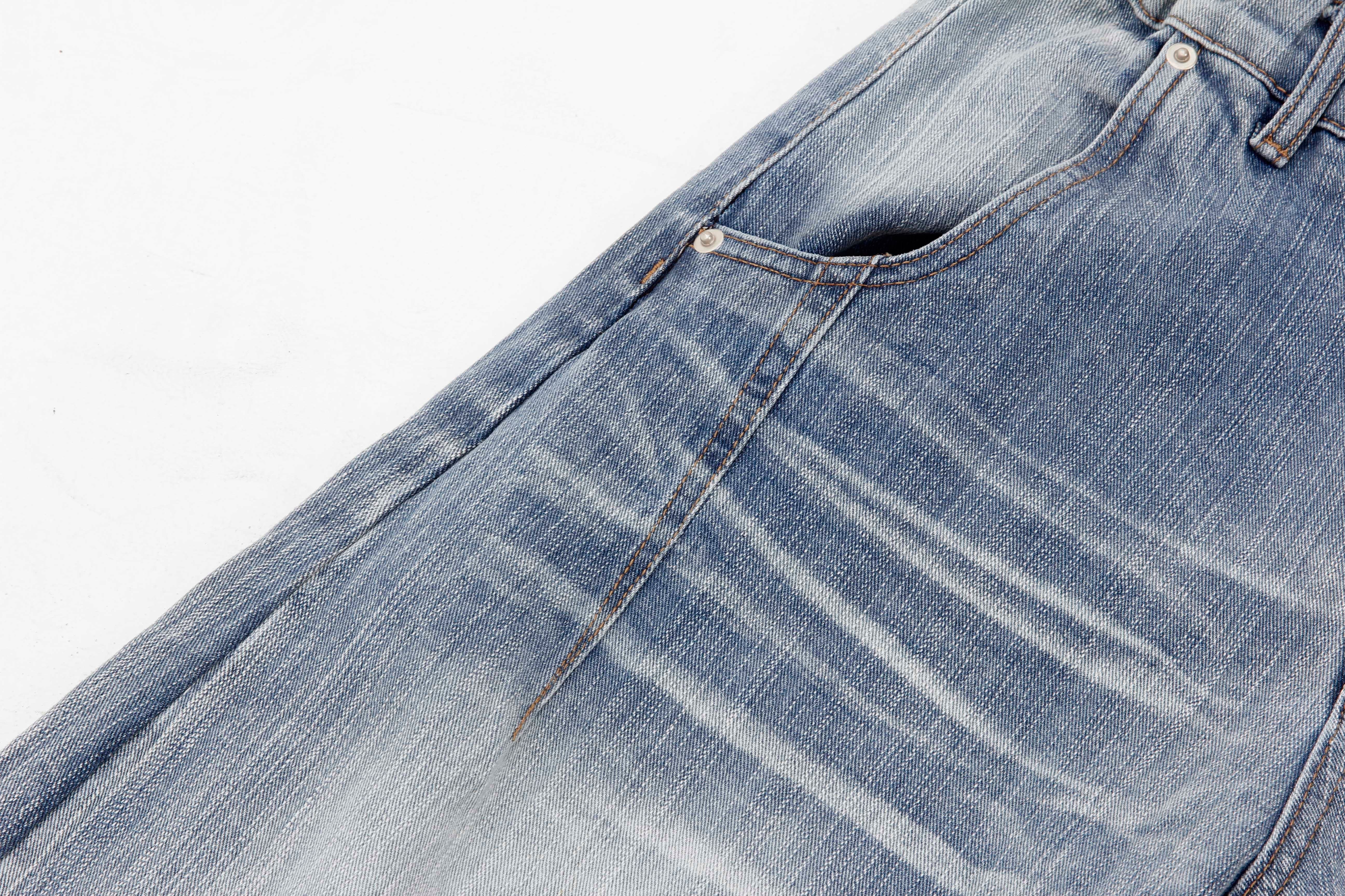 Washed Wide-Leg Jeans