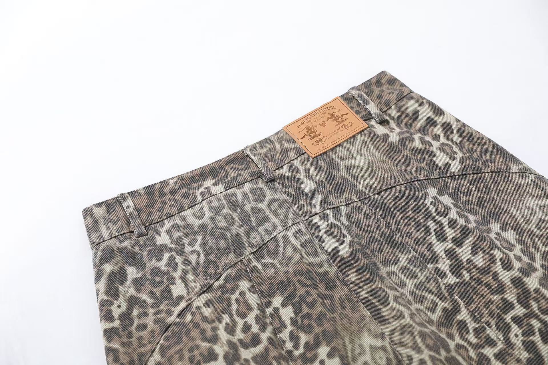 Leopard Print  Wide-Leg Baggy Jeans
