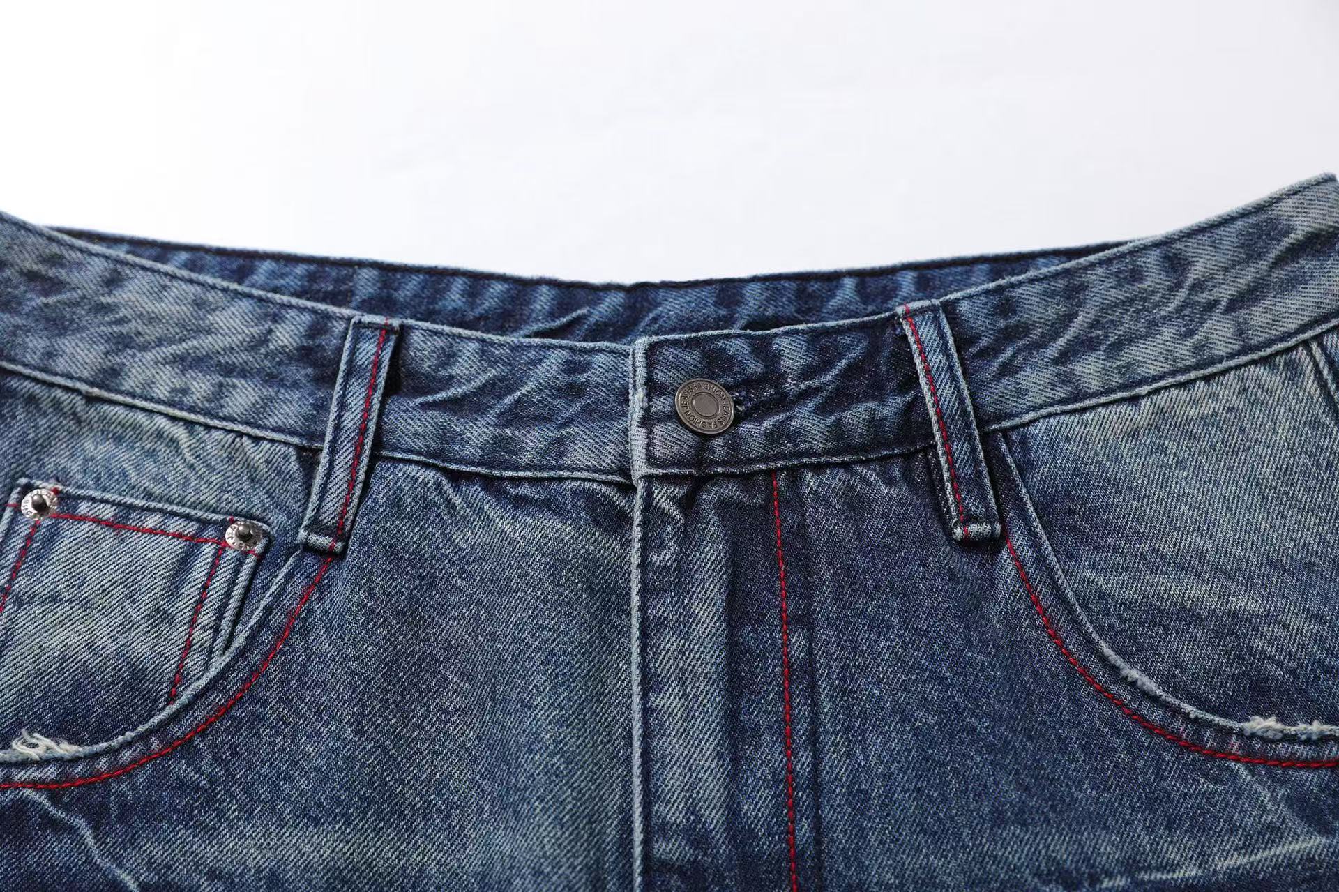 Distressed Wide-Leg Baggy Jeans