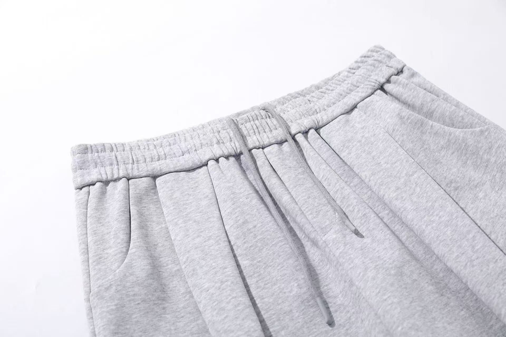 Lightweight Wide-Leg Sweatpants