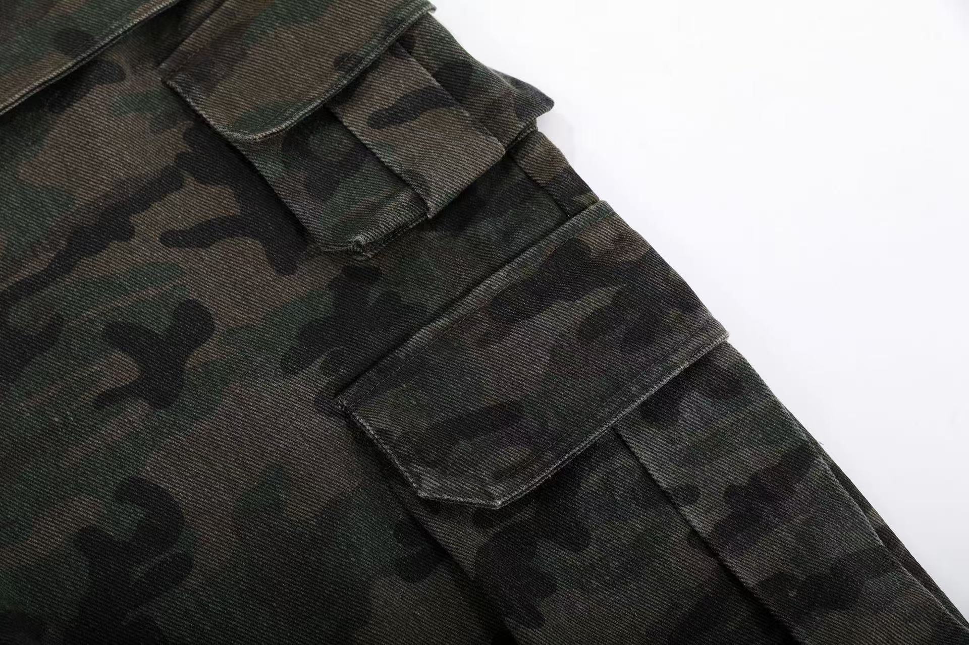 Multi-Pocket Camo Cargo Pants