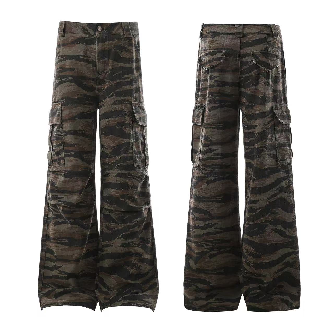 Camo Wide-Leg Cargo Pants
