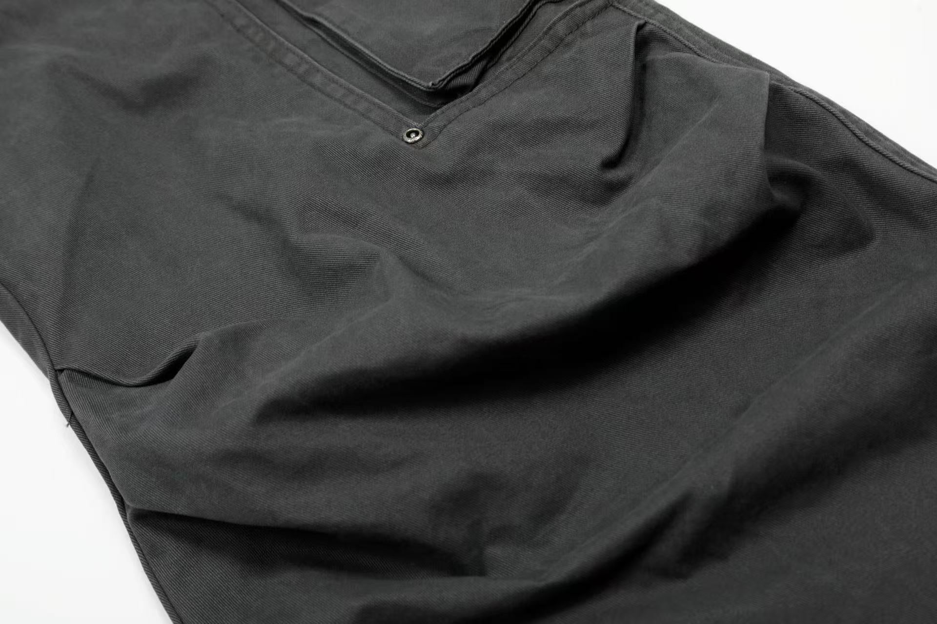 Wide-Leg Baggy Cargo Pants