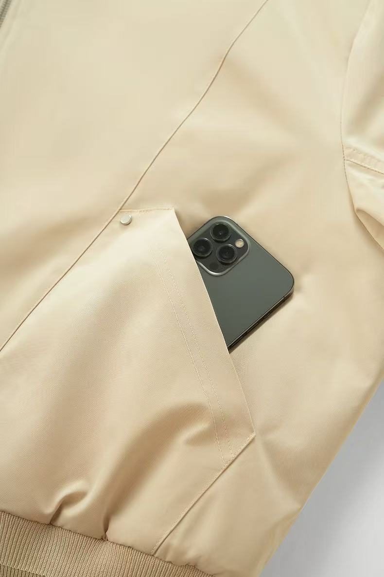 Stand-collar deconstructed bomber jacket