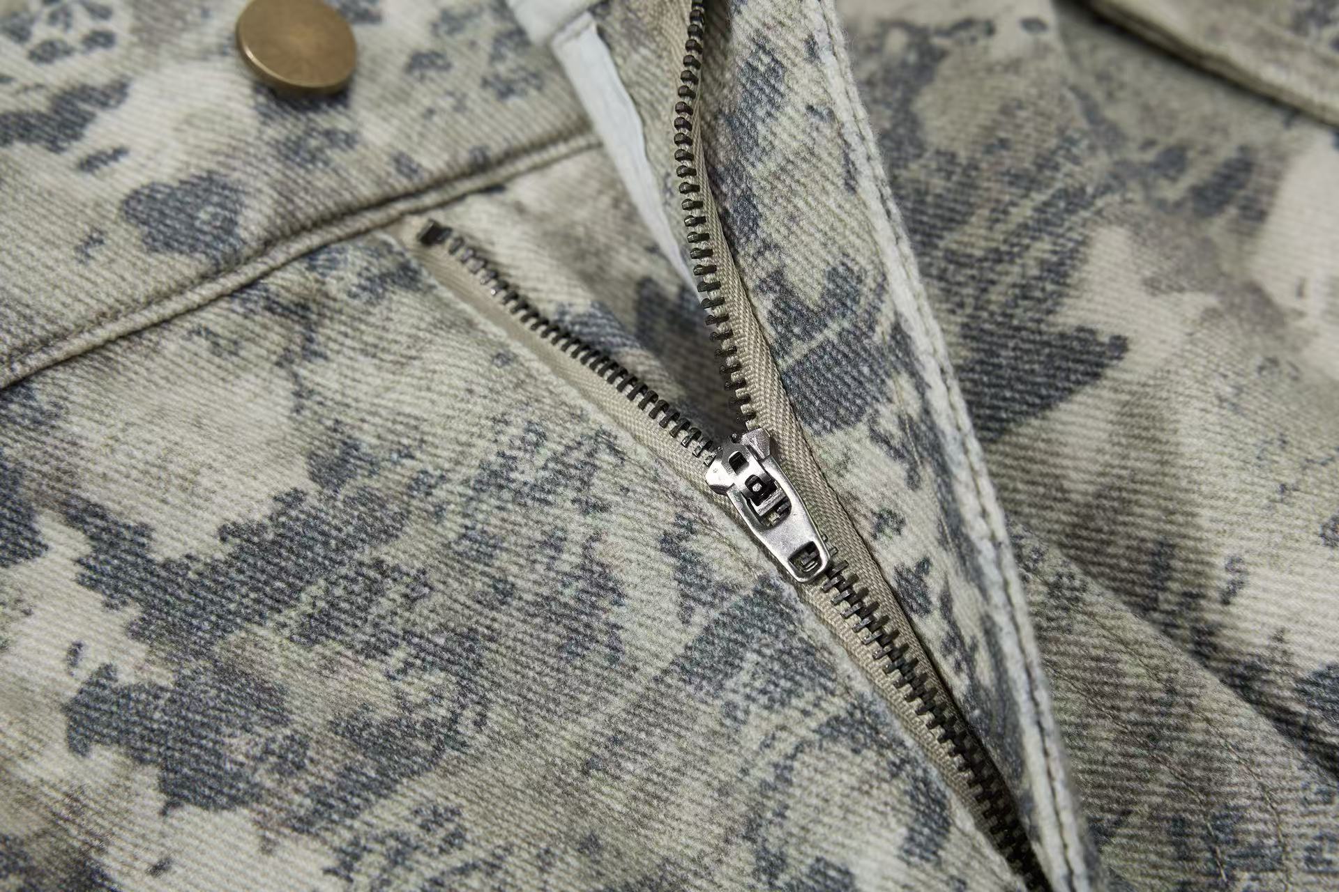 Multi-Pocket Camo Wide-Leg Cargo Pants