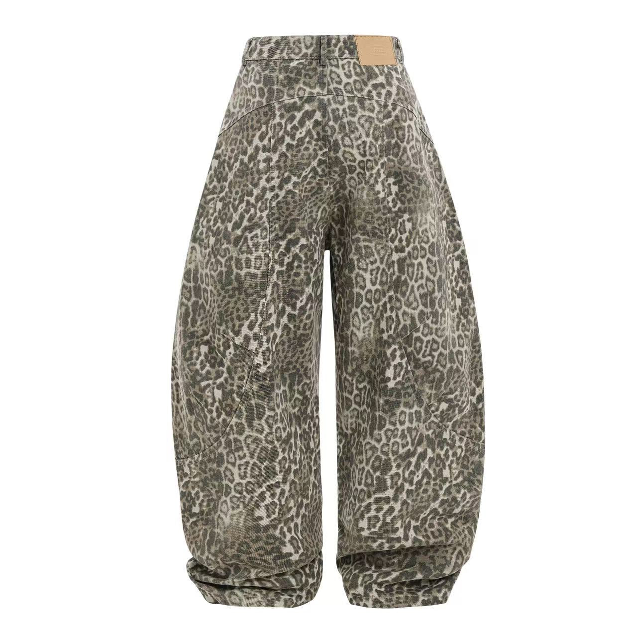 Leopard-Print Wide-Leg Baggy Jeans