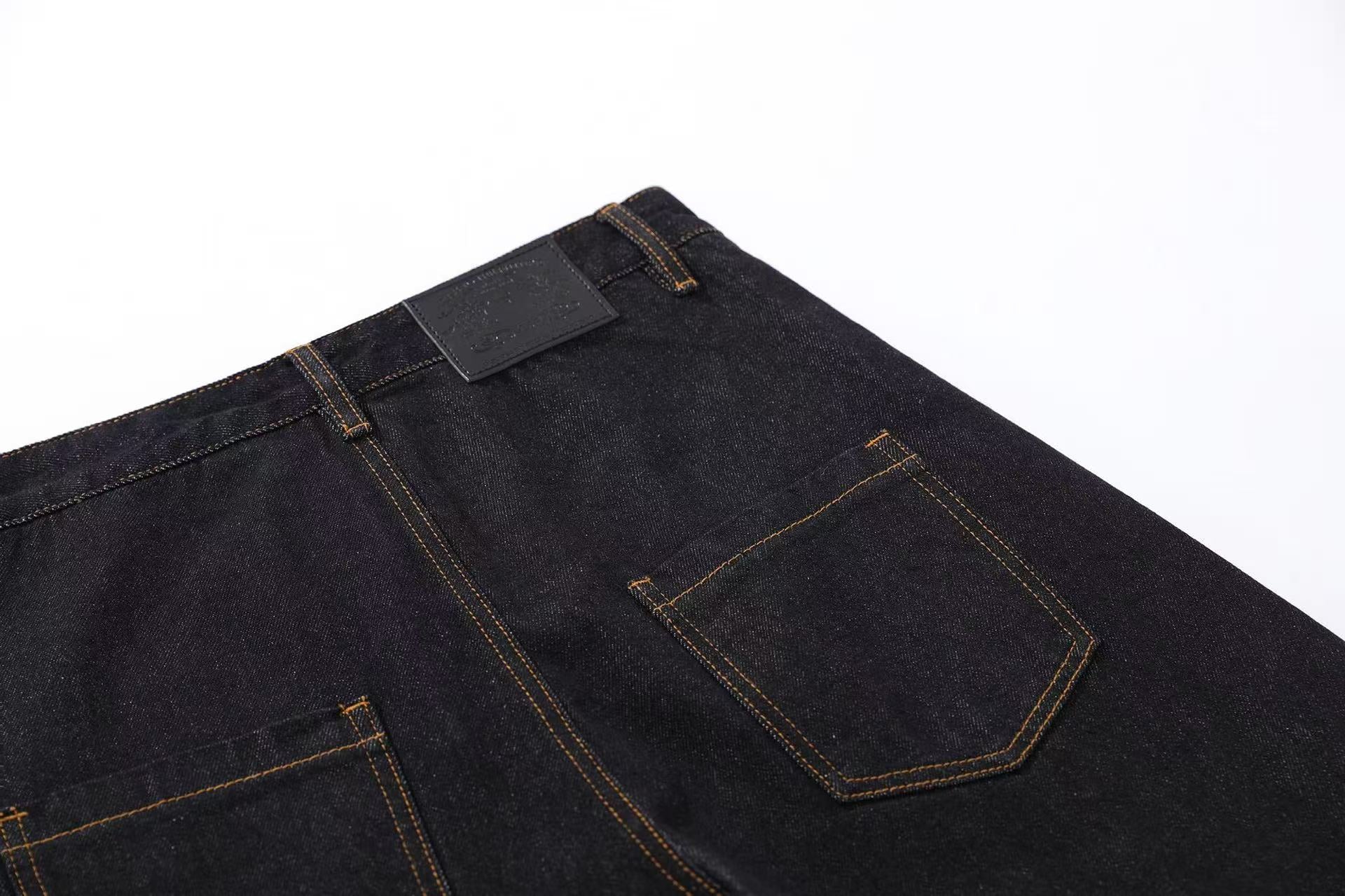 Clean-Fit Print Wide-Leg Jeans