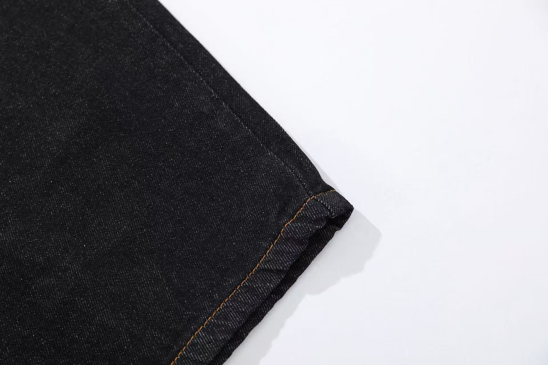 Clean-Fit Print Wide-Leg Jeans