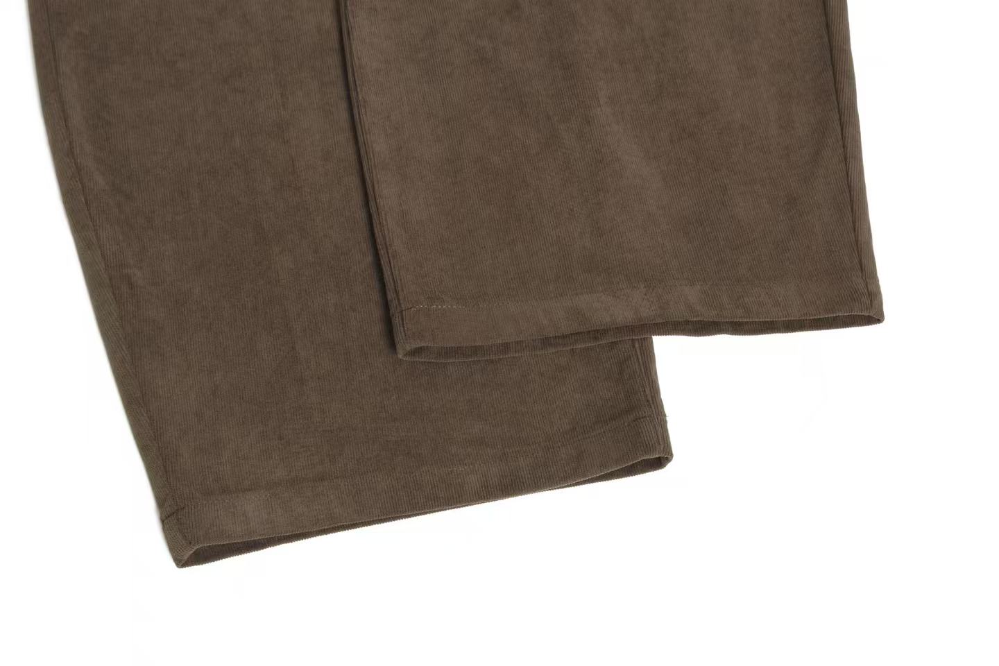 Clean Fit Vintage Wide-Leg Cargo Pants