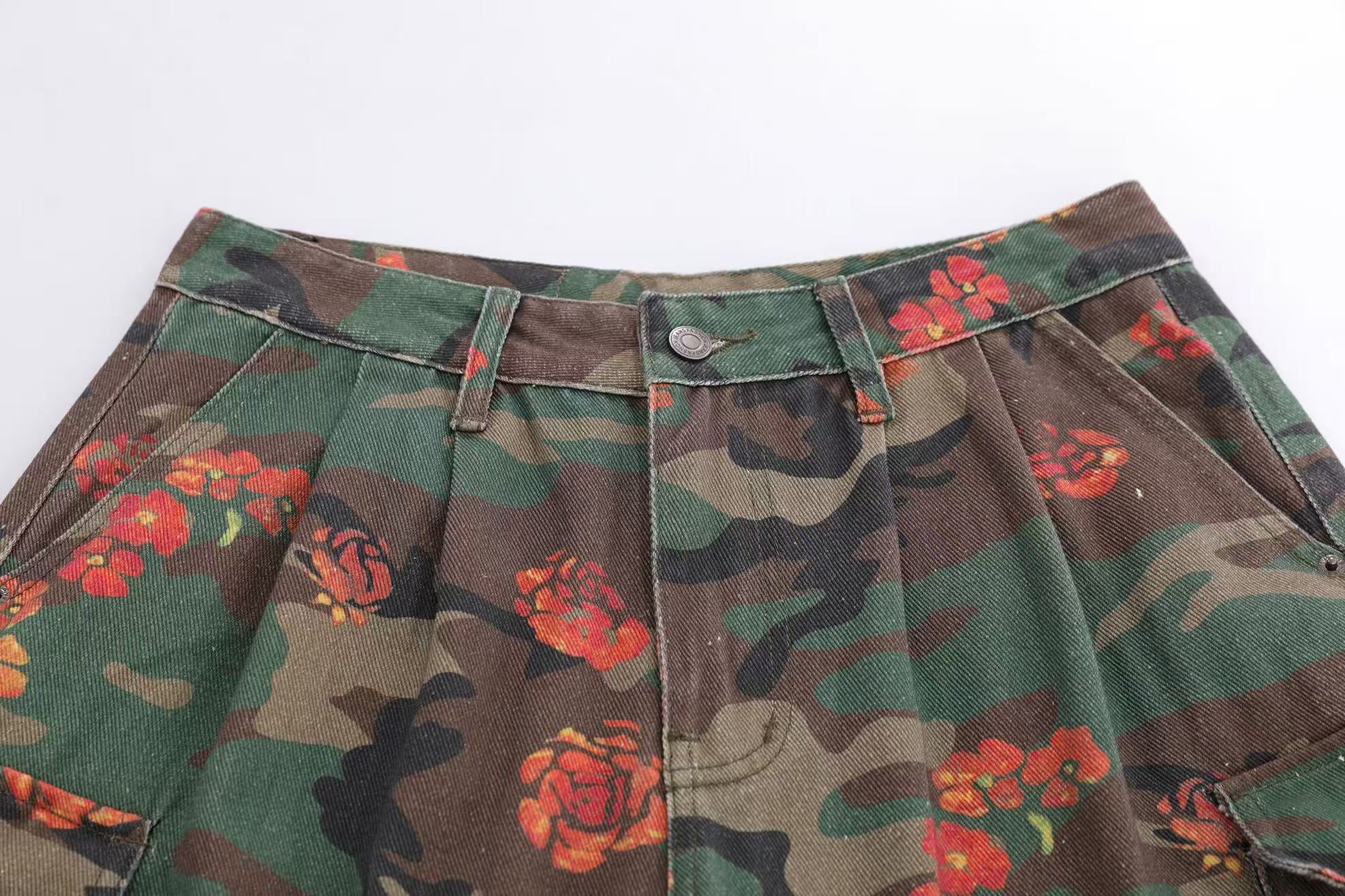 Camo Floral Baggy Wide-Leg Jorts