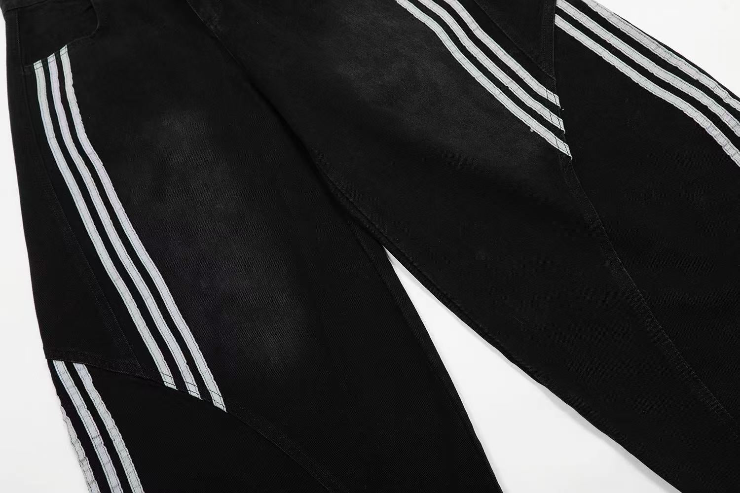 Contrast Striped Stitching Baggy Jeans