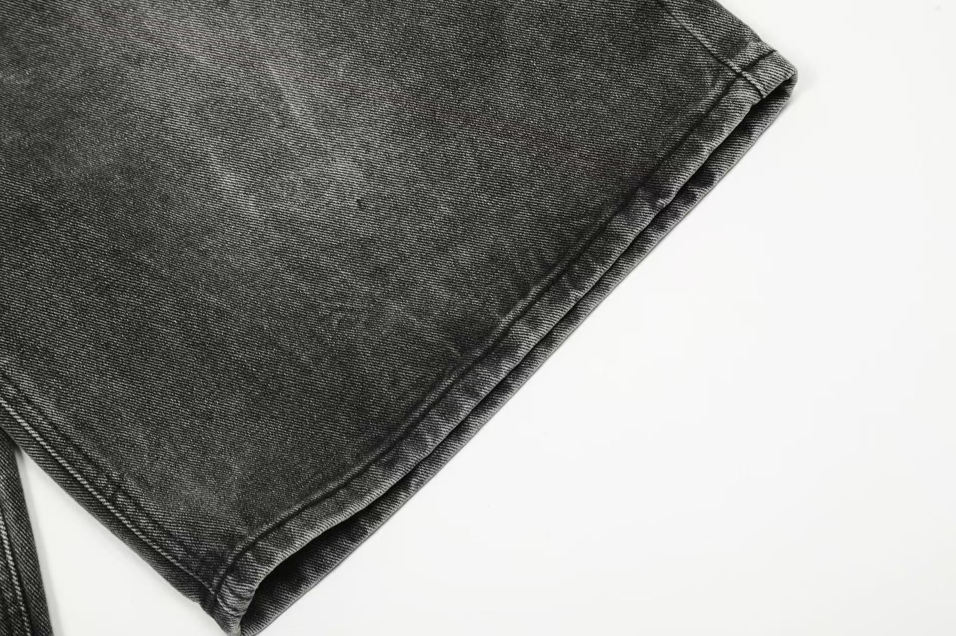 Distressed Washed Wide-Leg Jorts