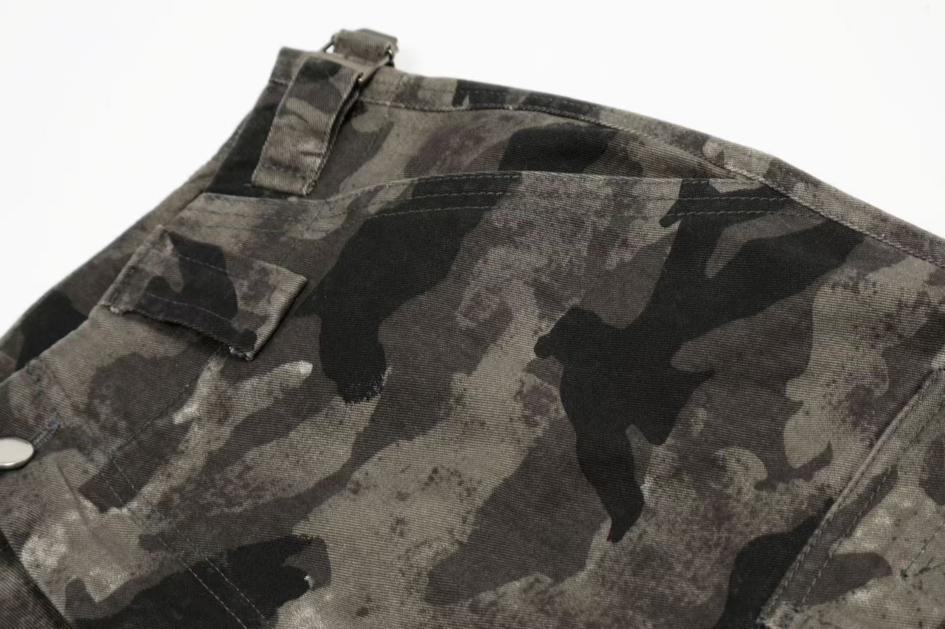 Camo Wide-Leg Knee-Length Jorts