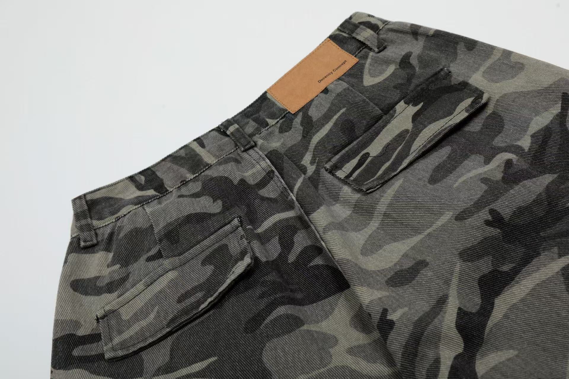 Camo Wide-Leg Knee-Length Jorts