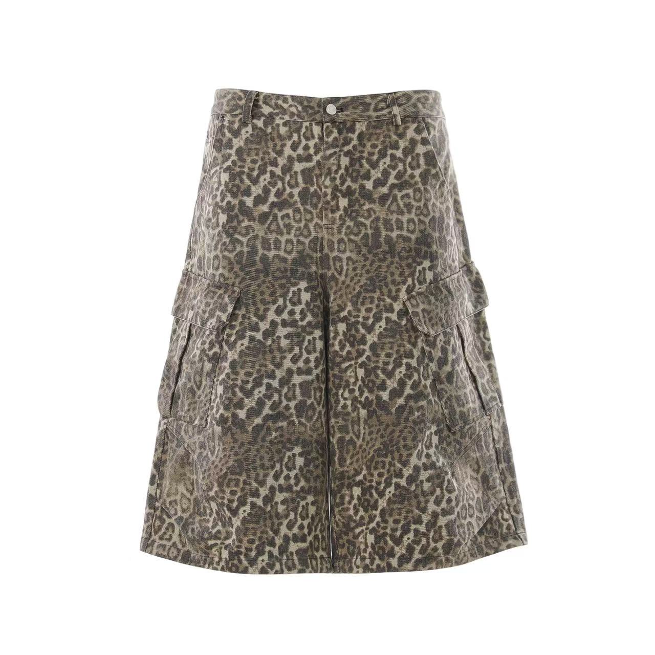 Vintage Leopard Print Wide-Leg Jorts
