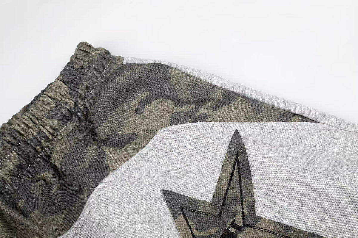 Color Block Camo Waist Yoke & Star Patch Wide-Leg Sweatpants