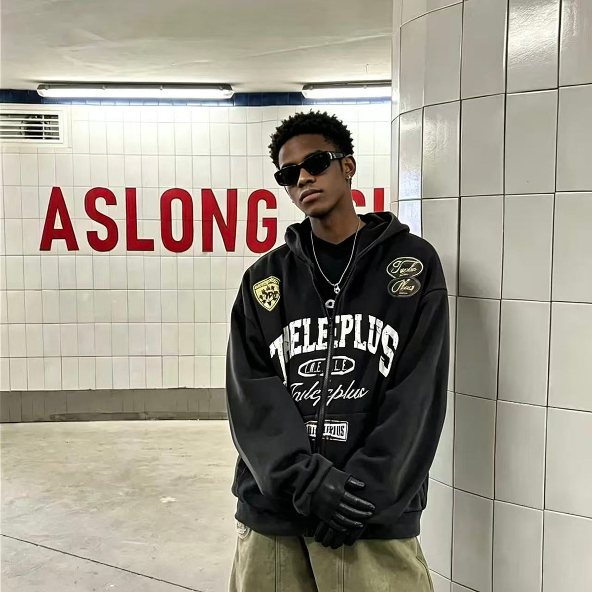 Vintage Graphic Lettering & Patch Details Zip-Up Hoodie
