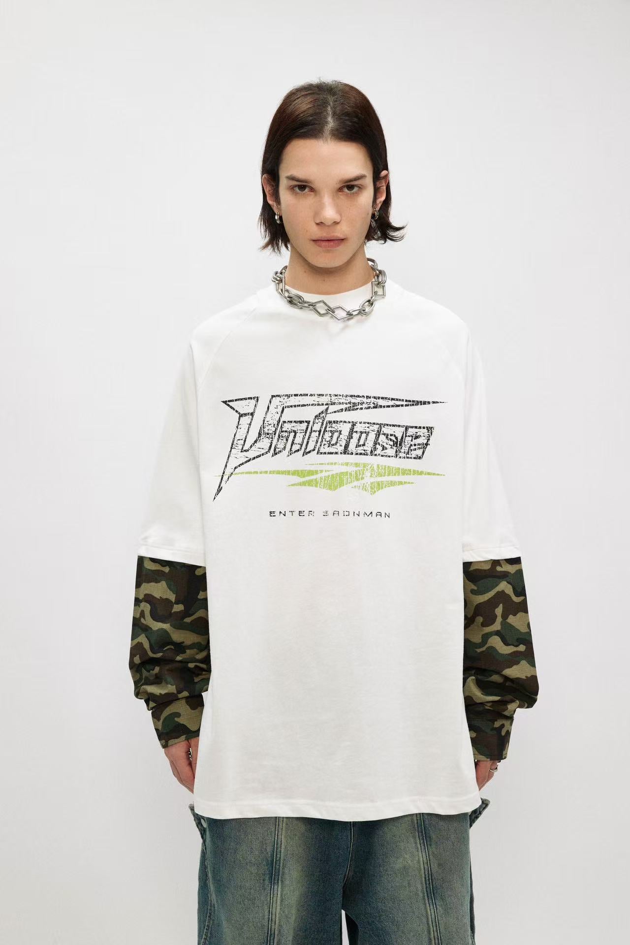 Faux-Two-Piece Camo Spliced Long Sleeves