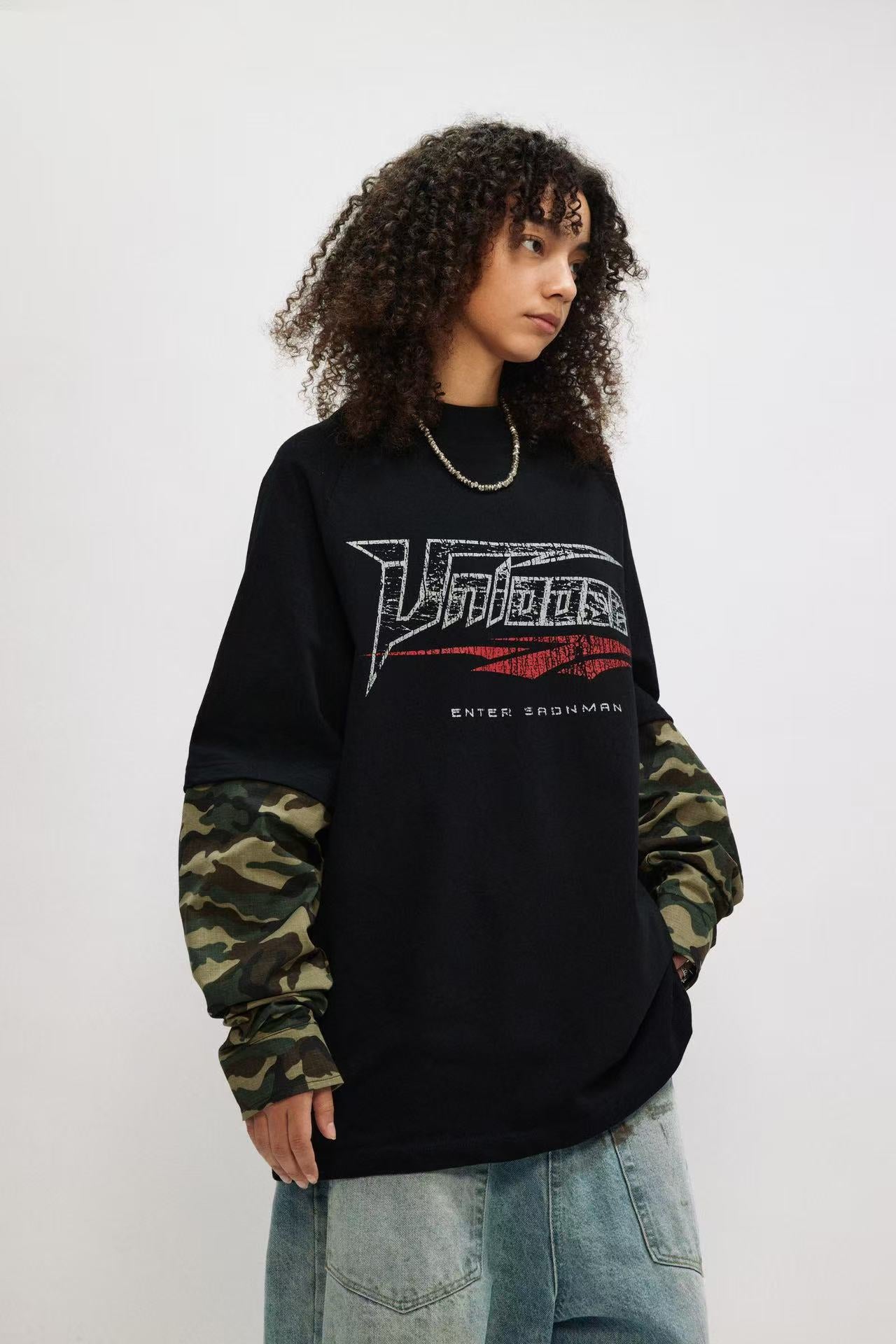 Faux-Two-Piece Camo Spliced Long Sleeves