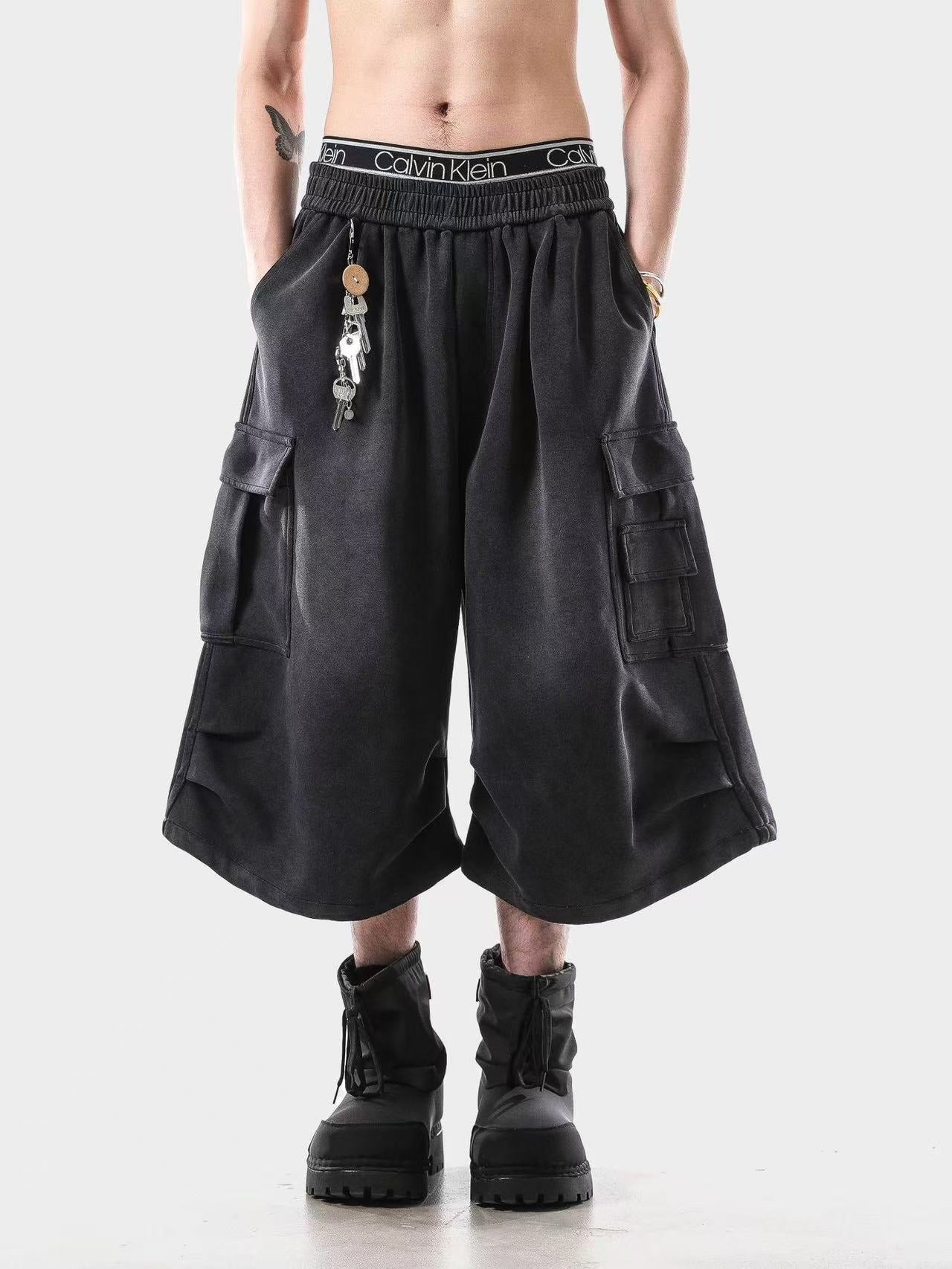 Wide-Leg Cargo Knee-Length Shorts