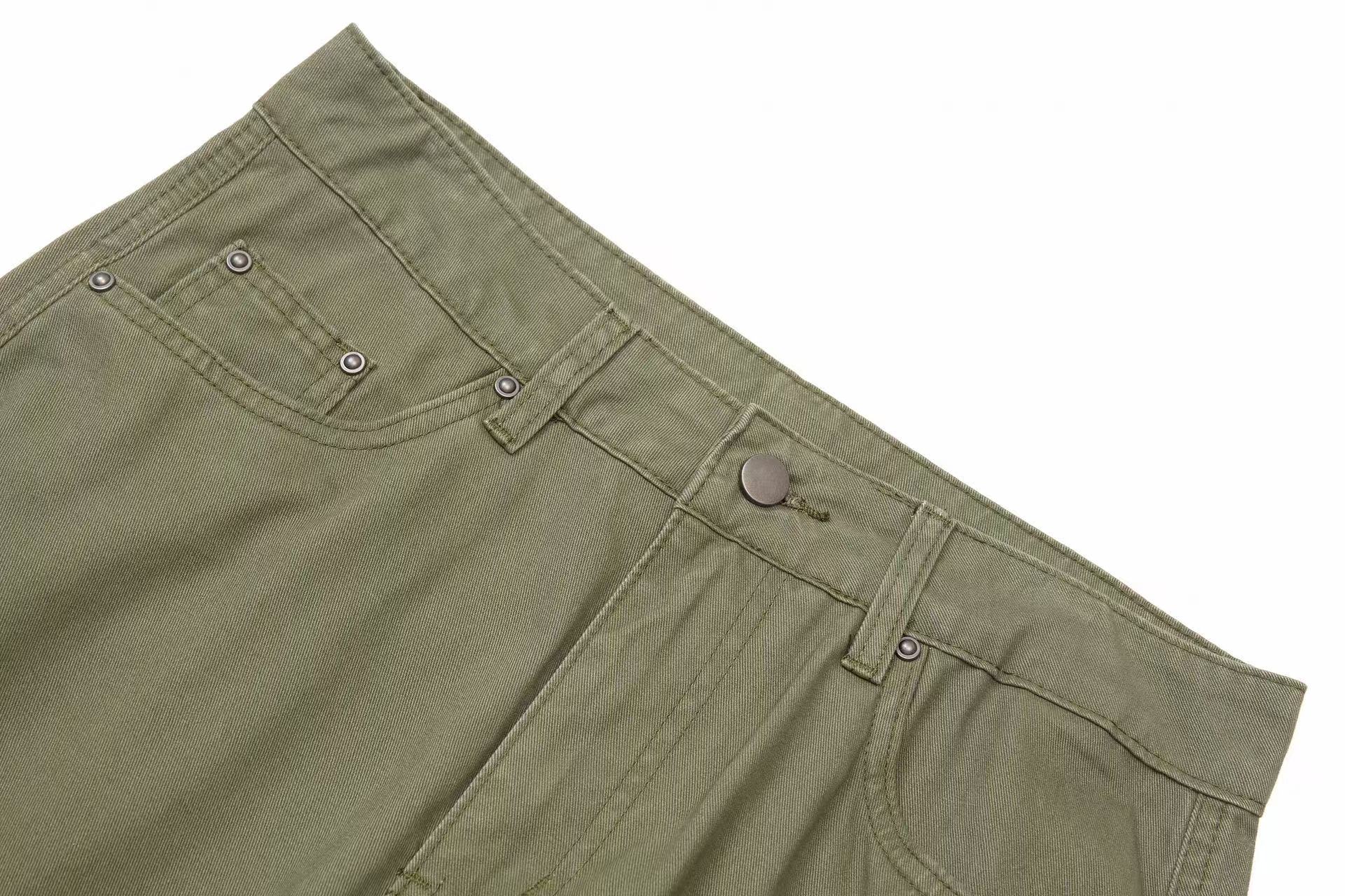 Wide-Leg Cargo Pants
