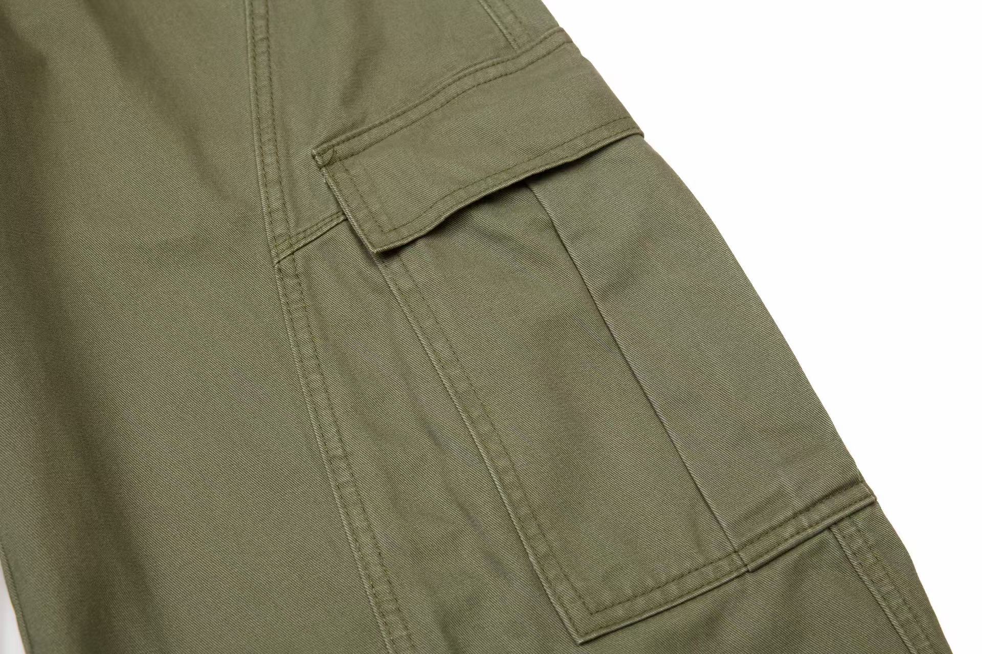 Wide-Leg Cargo Pants
