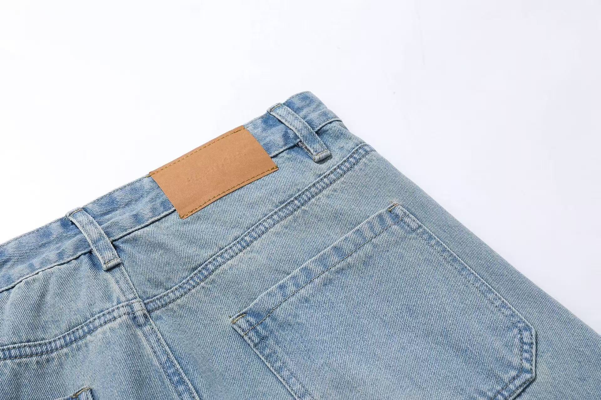 Multi-Pocket Wide-Leg Jeans