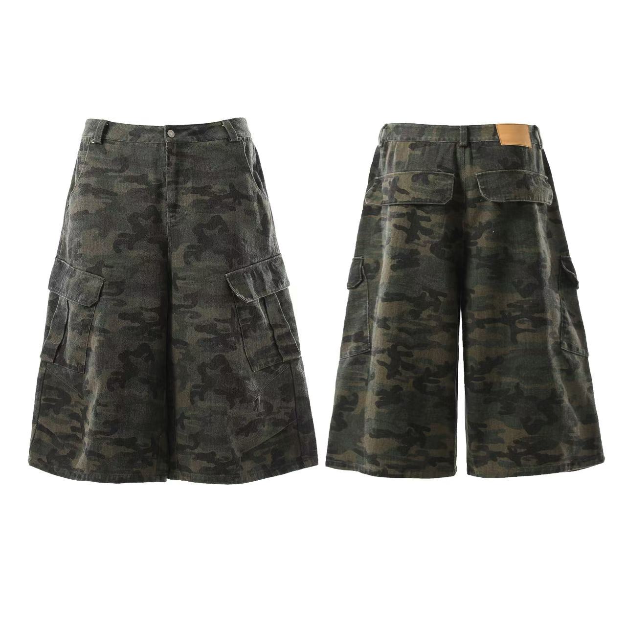 Camo Wide-Leg Knee-Length Shorts