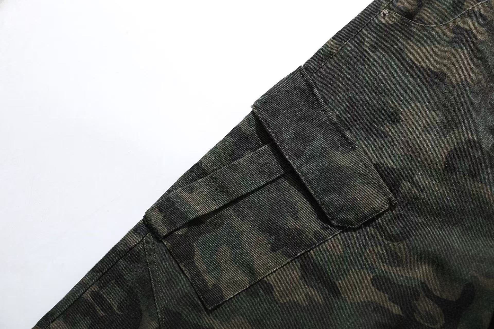 Camo Wide-Leg Knee-Length Shorts