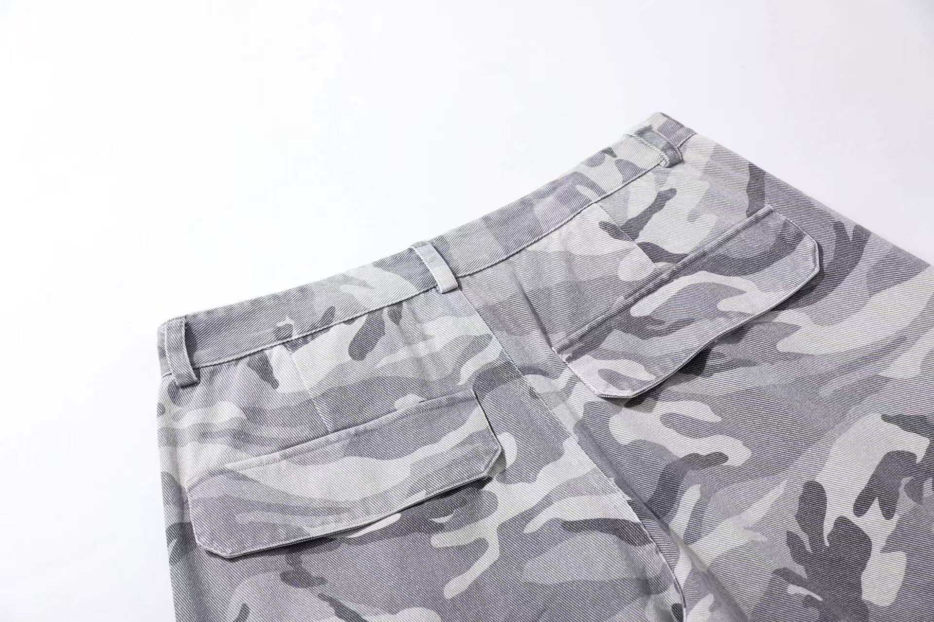 Snow Camo Wide-Leg Cargo Pants