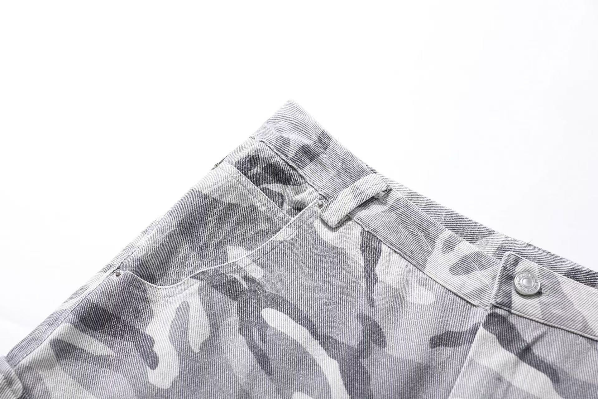 Snow Camo Wide-Leg Knee-Length Shorts
