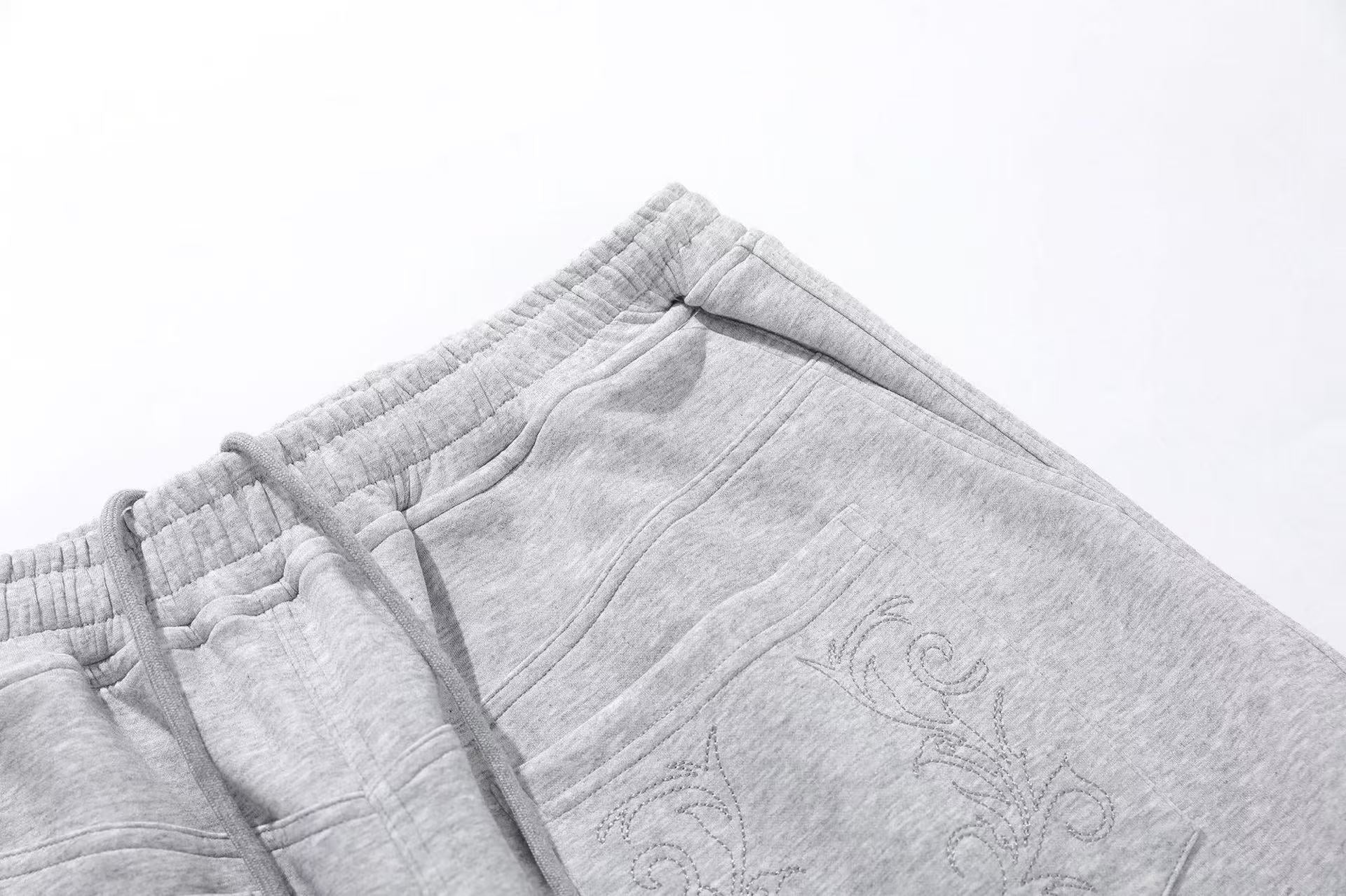 Embroidered Knee-Length Jogger Shorts