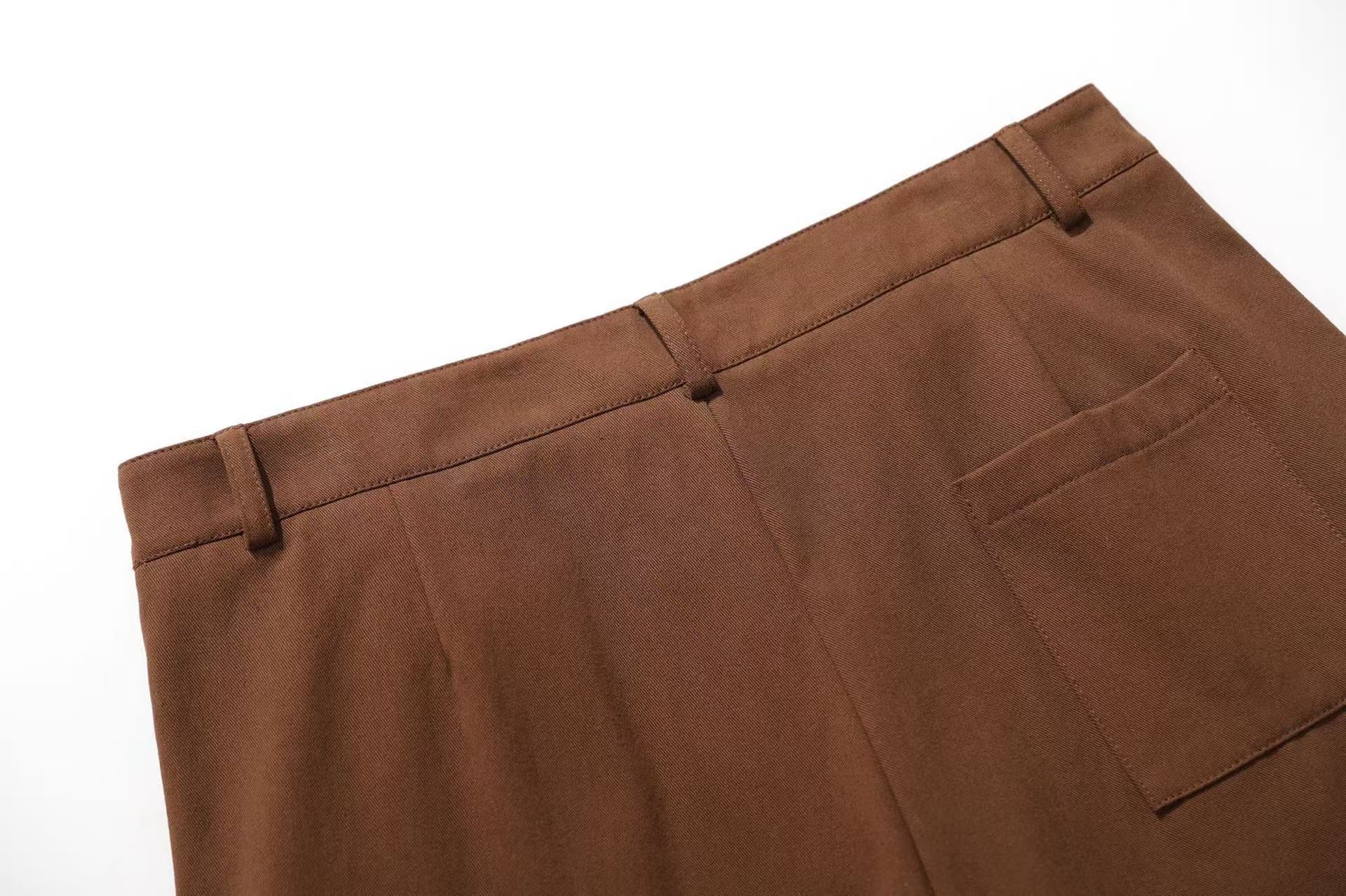 Wide-Leg Knee-Length Cargo Shorts