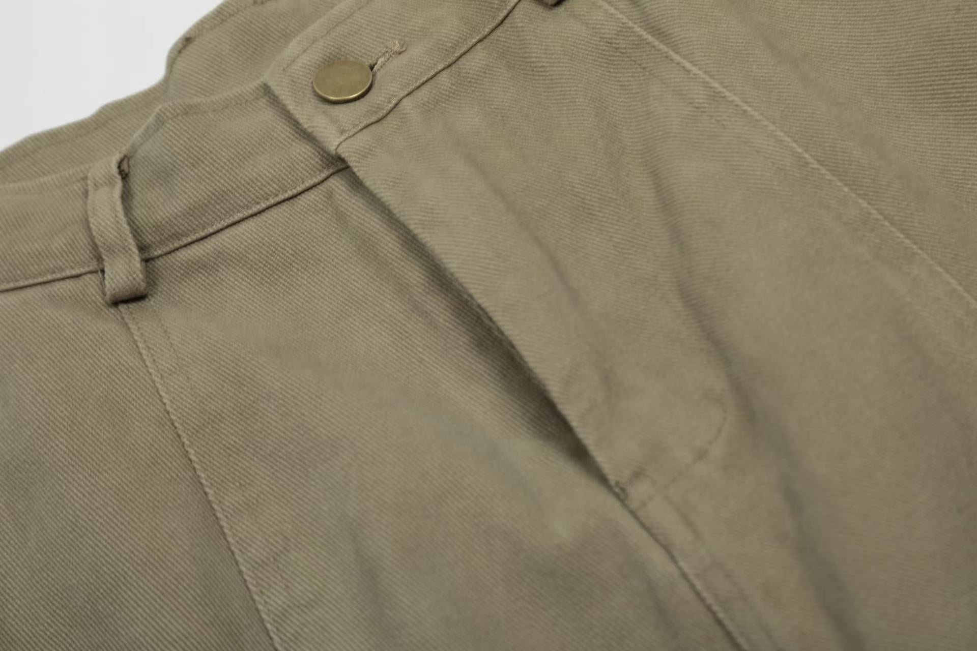 Wide-Leg Baggy Cargo Pants