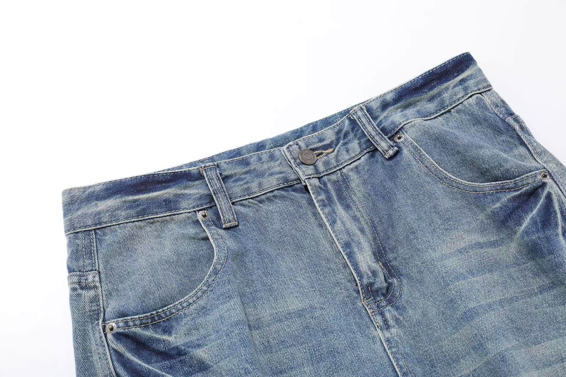 Wide-Leg Baggy Jeans