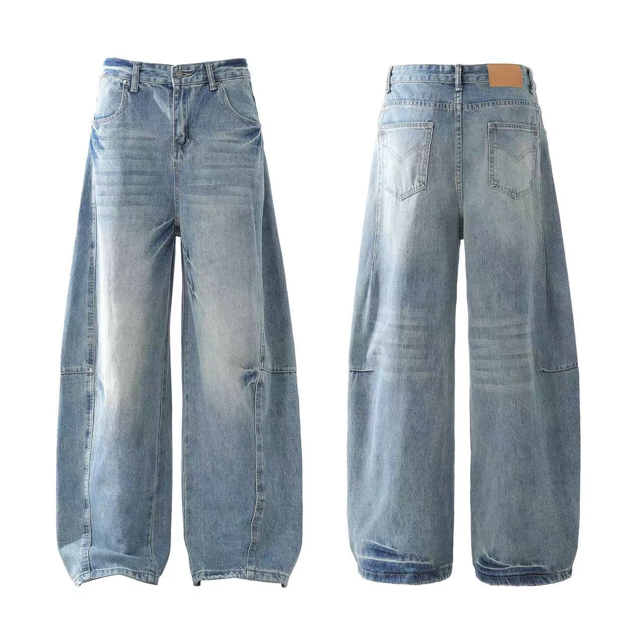 Wide-Leg Baggy Jeans