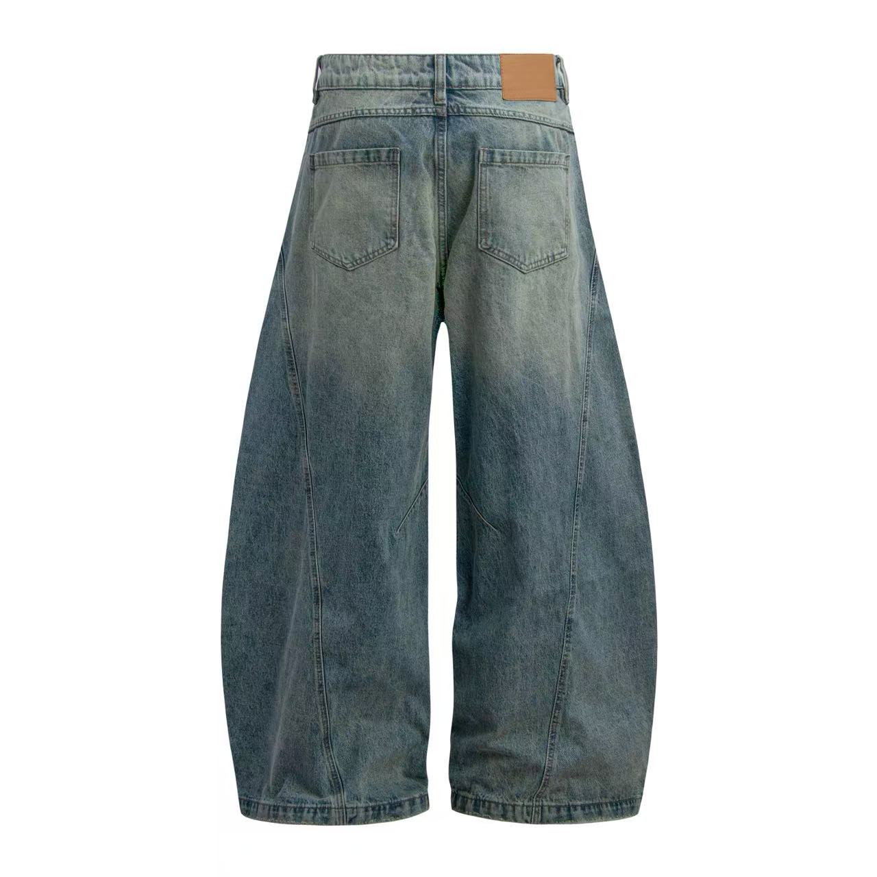 Wide-Leg Baggy Jeans
