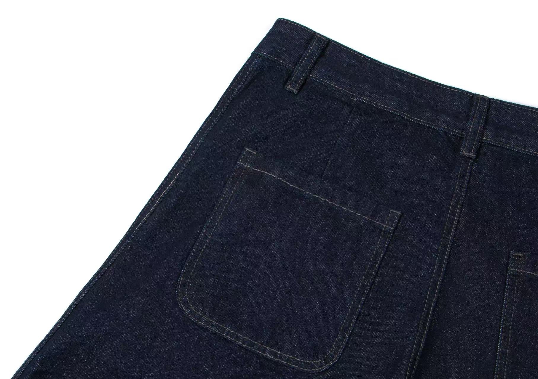 Wide-Leg Baggy Jeans