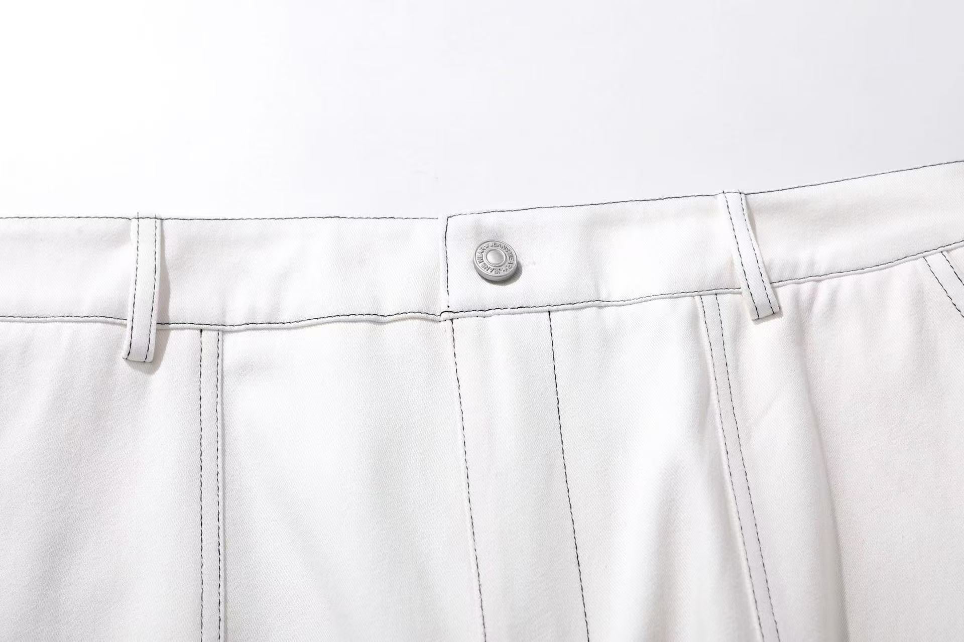 Deconstructed Topstitching Design Wide-Leg Knee-Length Shorts