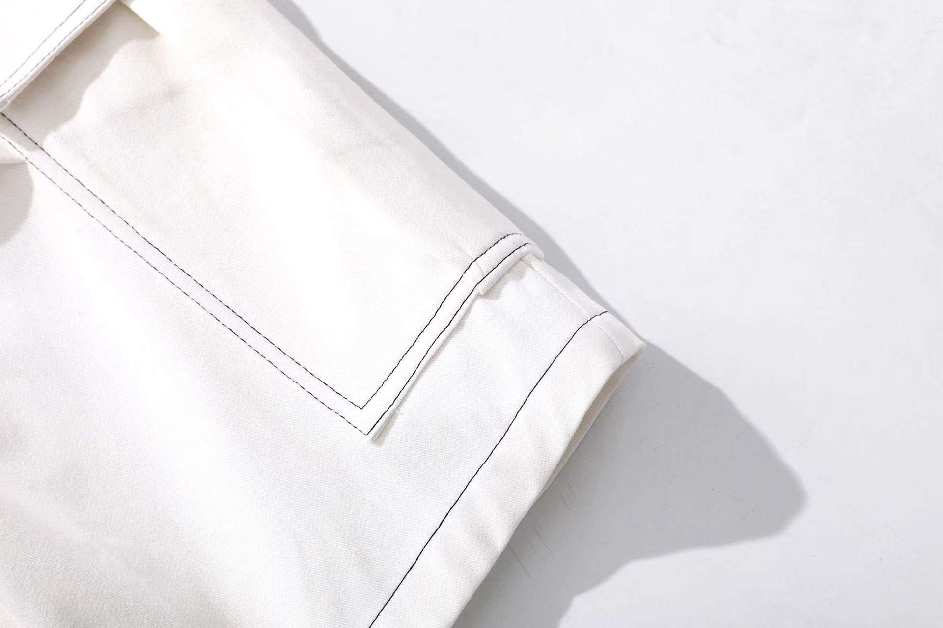 Deconstructed Topstitching Design Wide-Leg Knee-Length Shorts