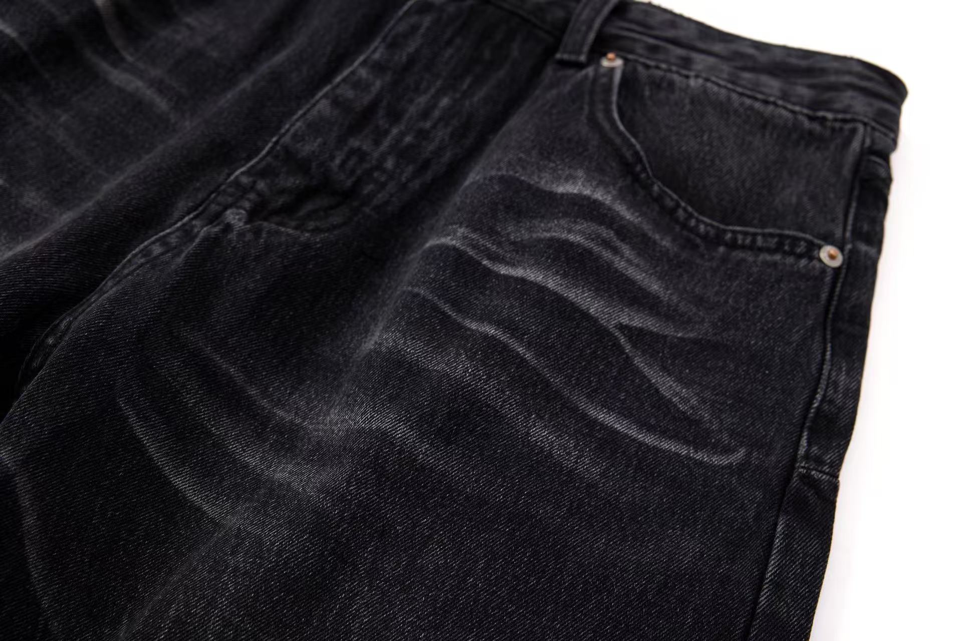 Distressed Wide-Leg Baggy Jeans