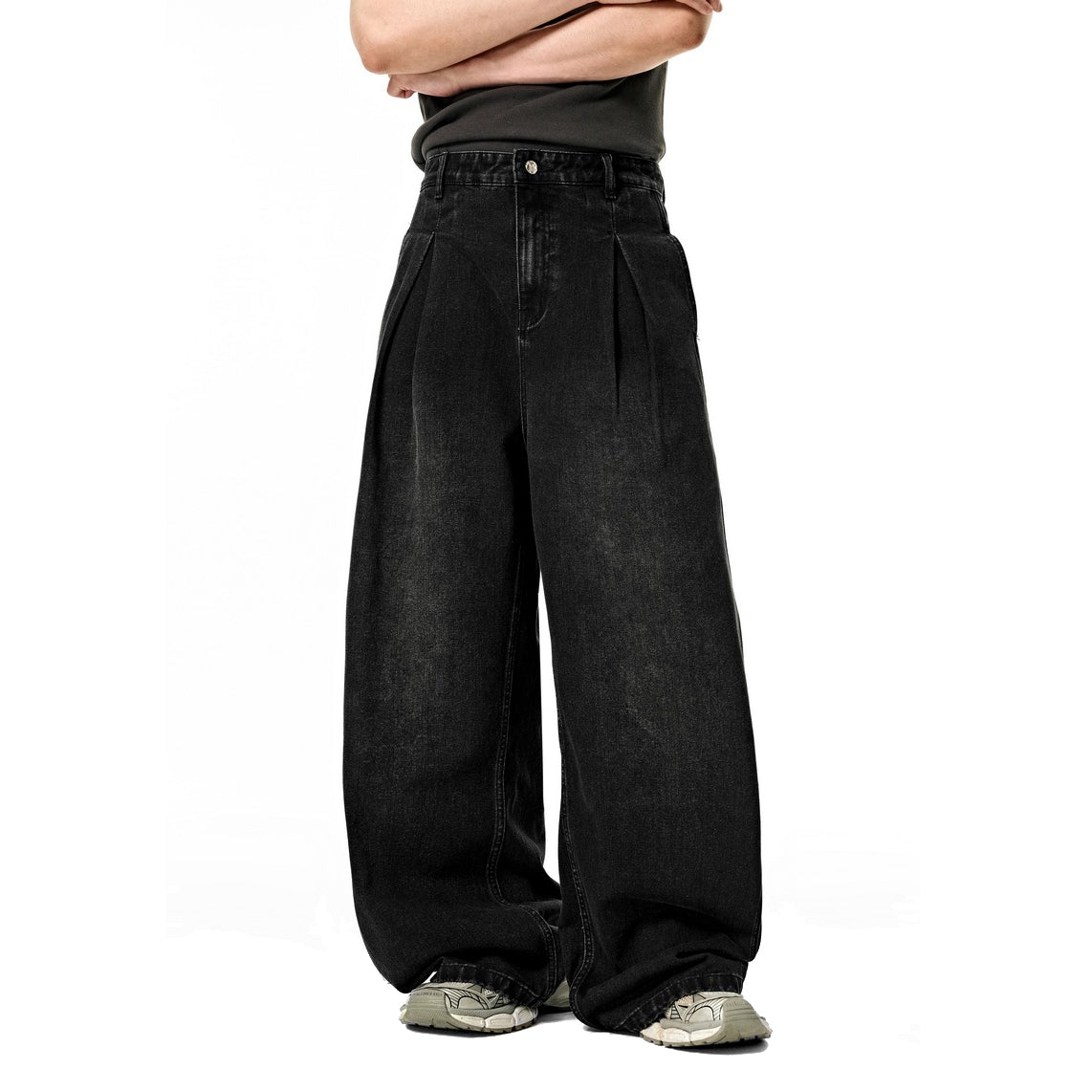 Washed Floor-Length Wide-Leg Jeans