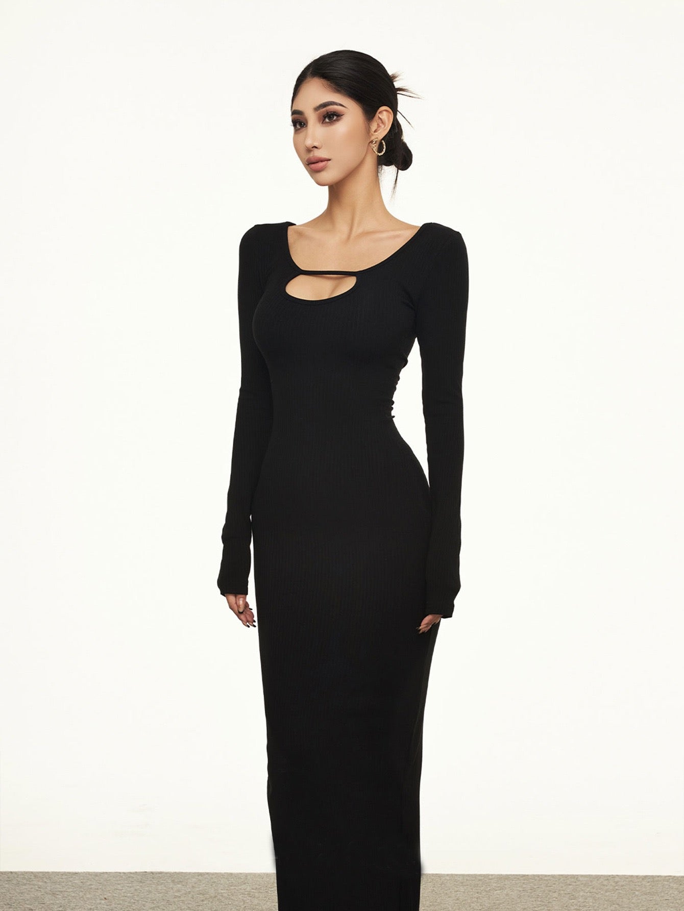 Elegant Black Maxi Dress