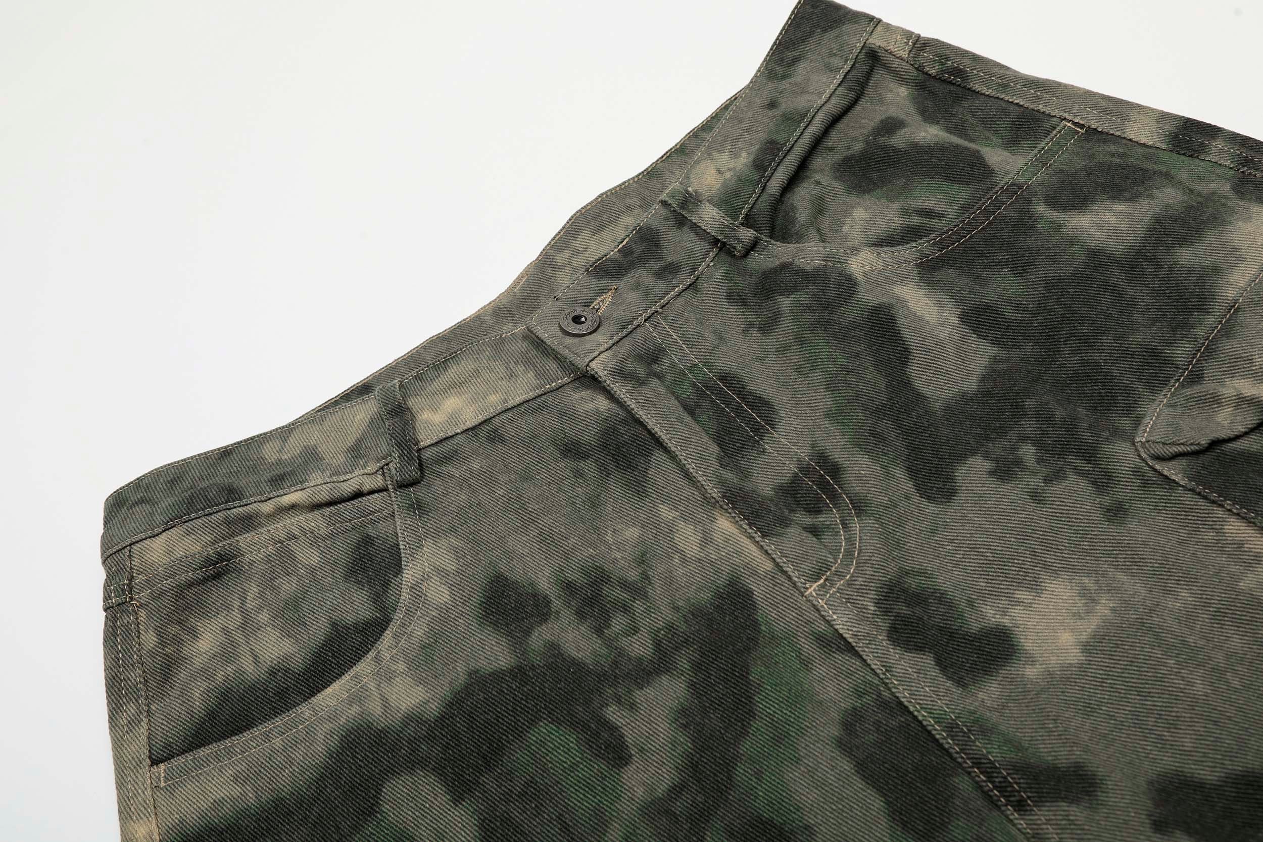 Camo Wide-Leg Cargo Knee-Length Shorts
