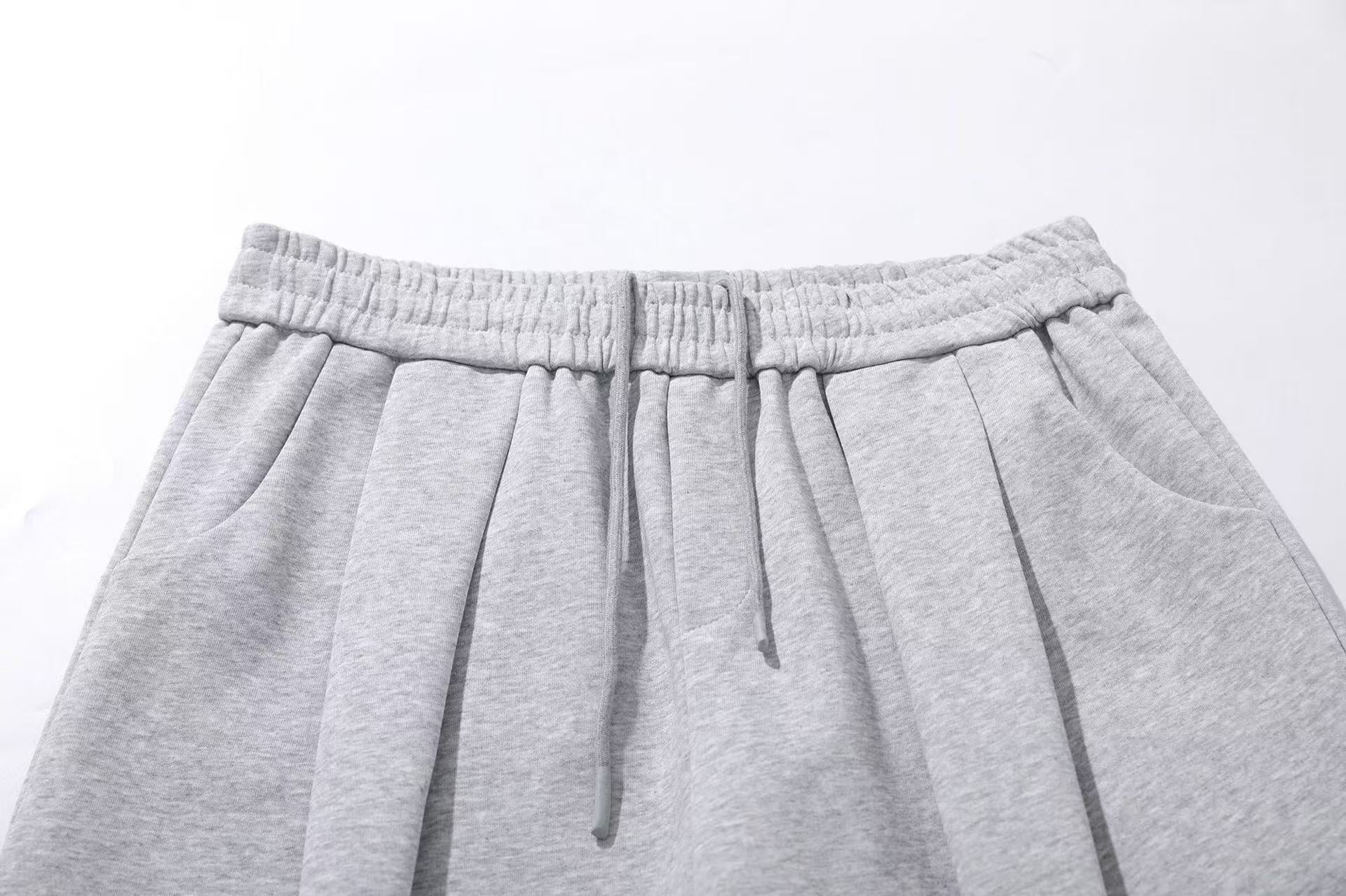 Lightweight Wide-Leg Sweatpants