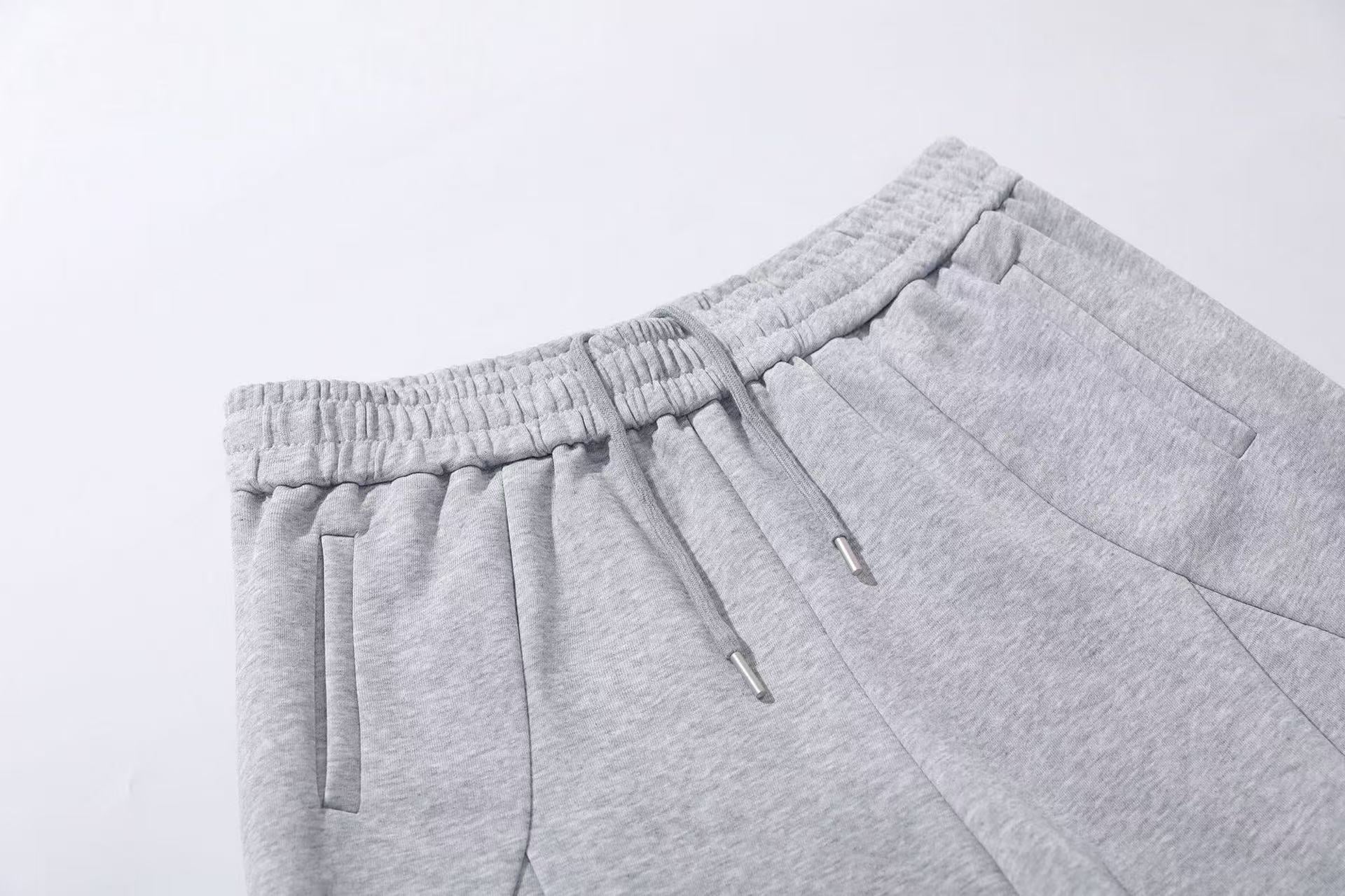 Lightweight Wide-Leg Sweatpants