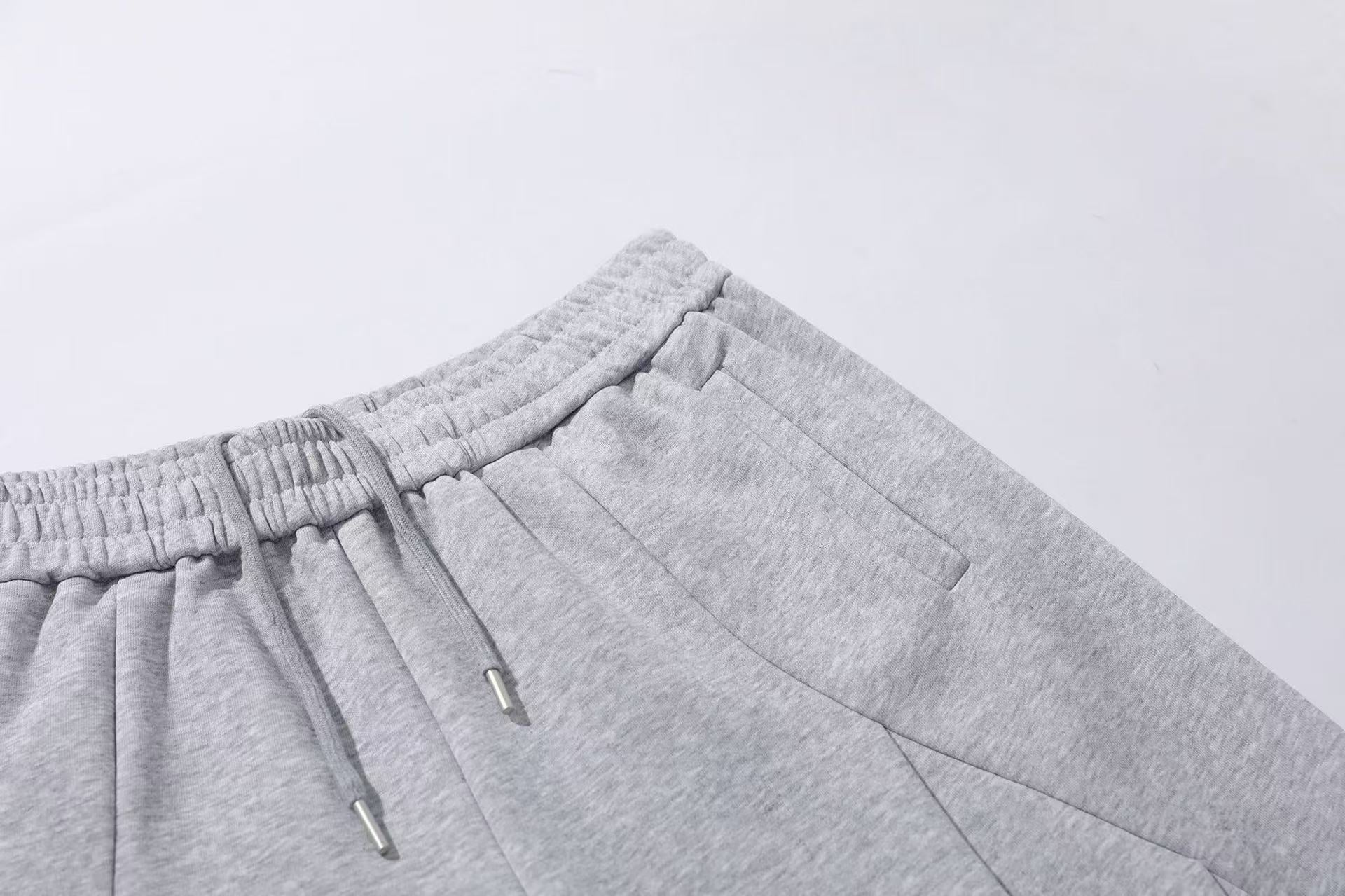 Lightweight Wide-Leg Sweatpants