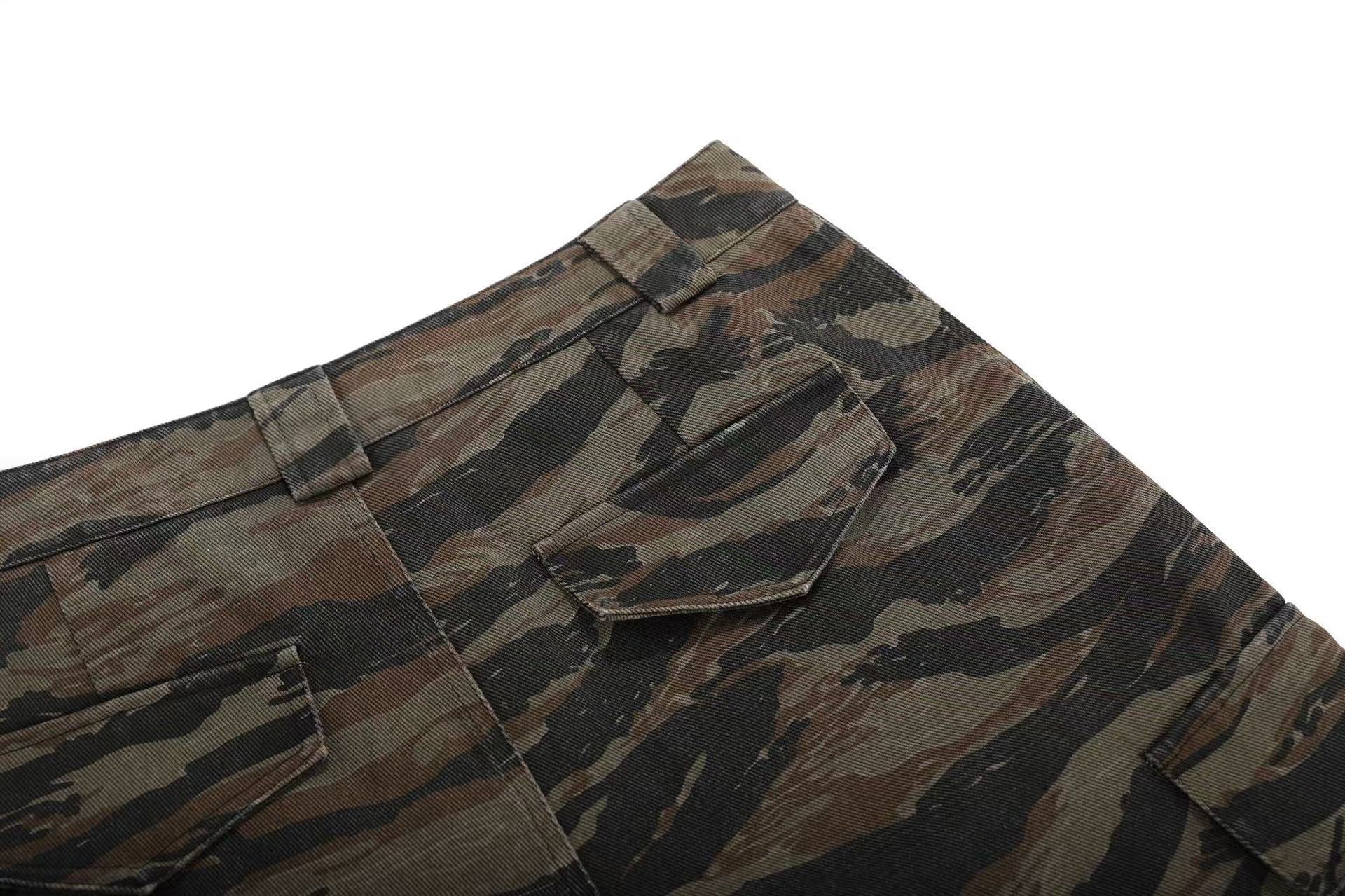 Camo Wide-Leg Cargo Pants