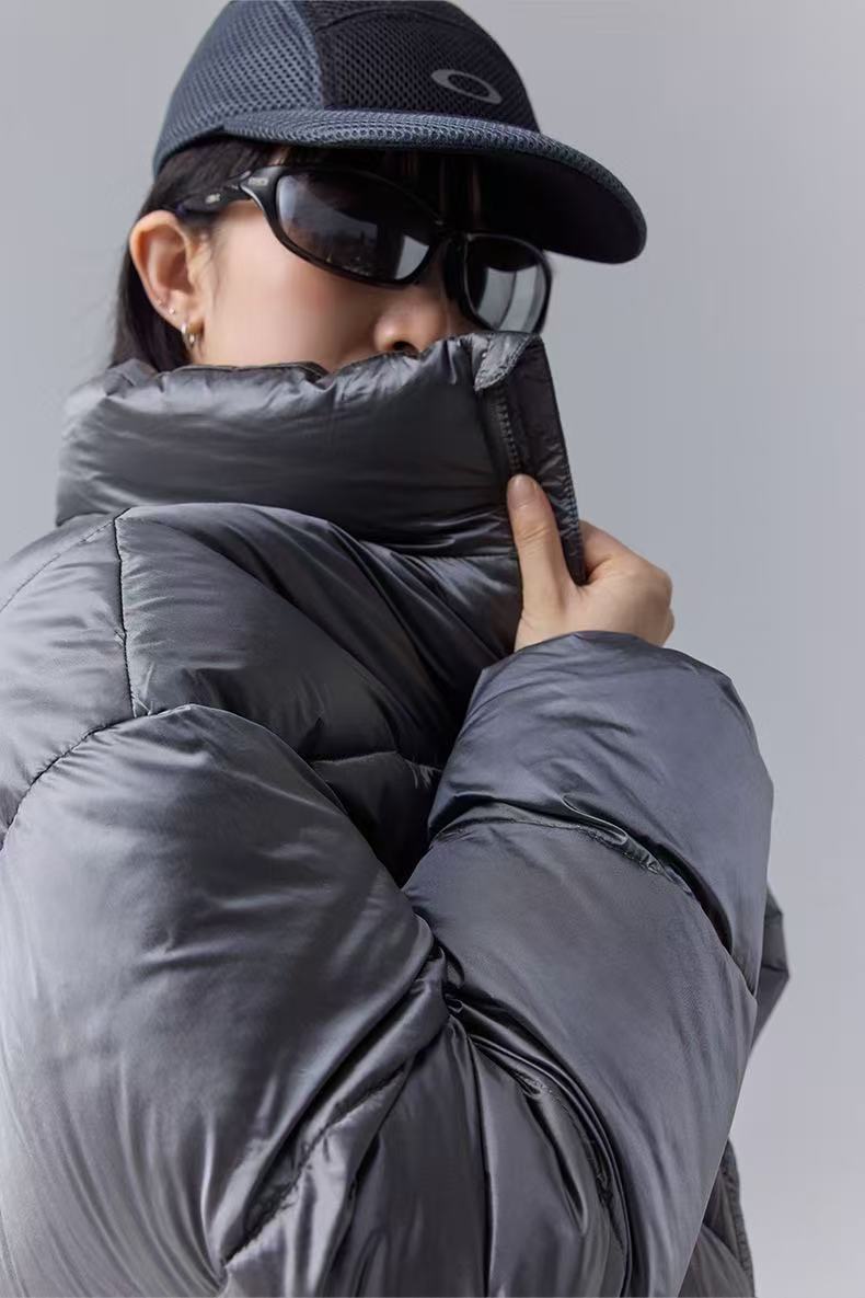 Metallic Water-Resistant Puffer Jacket in 90% White Duck Down