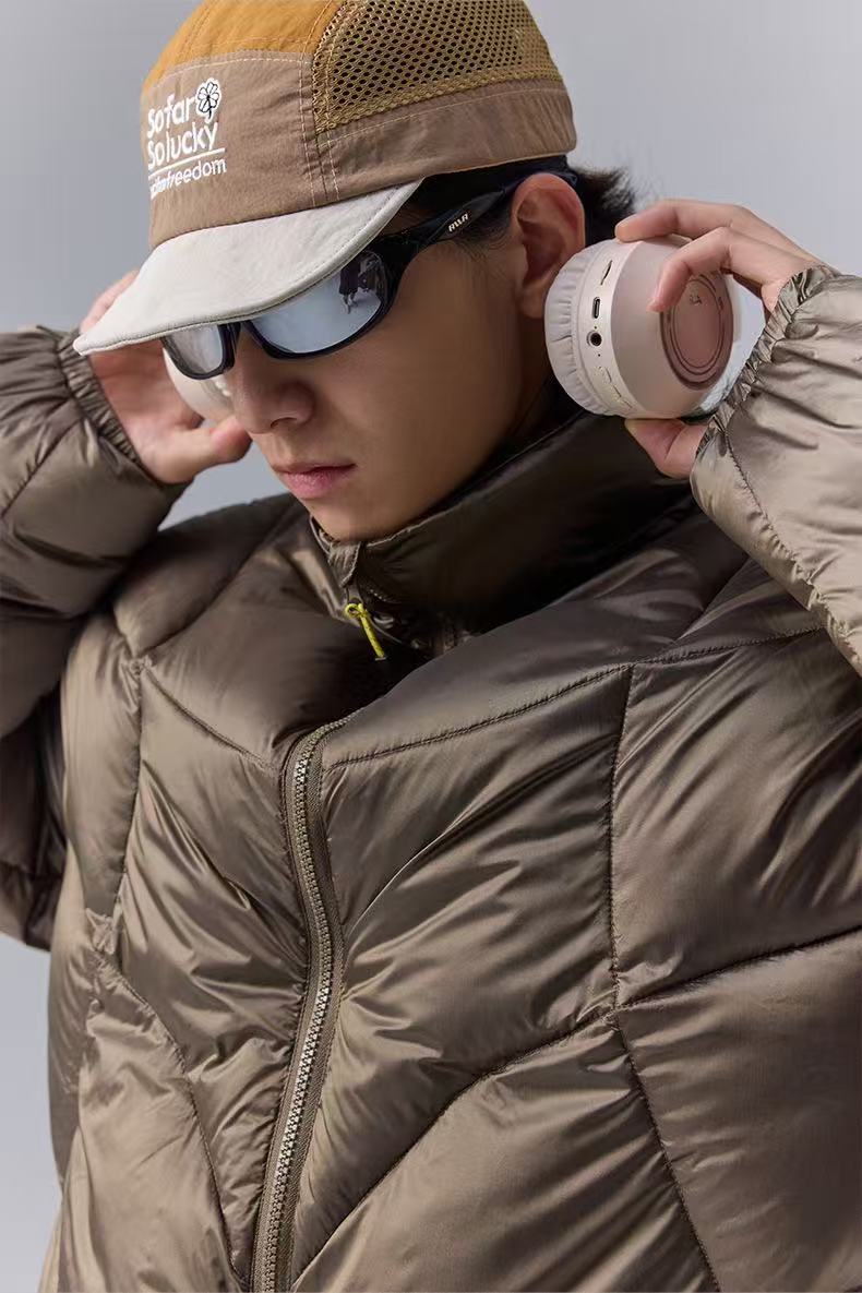 Metallic Water-Resistant Puffer Jacket in 90% White Duck Down